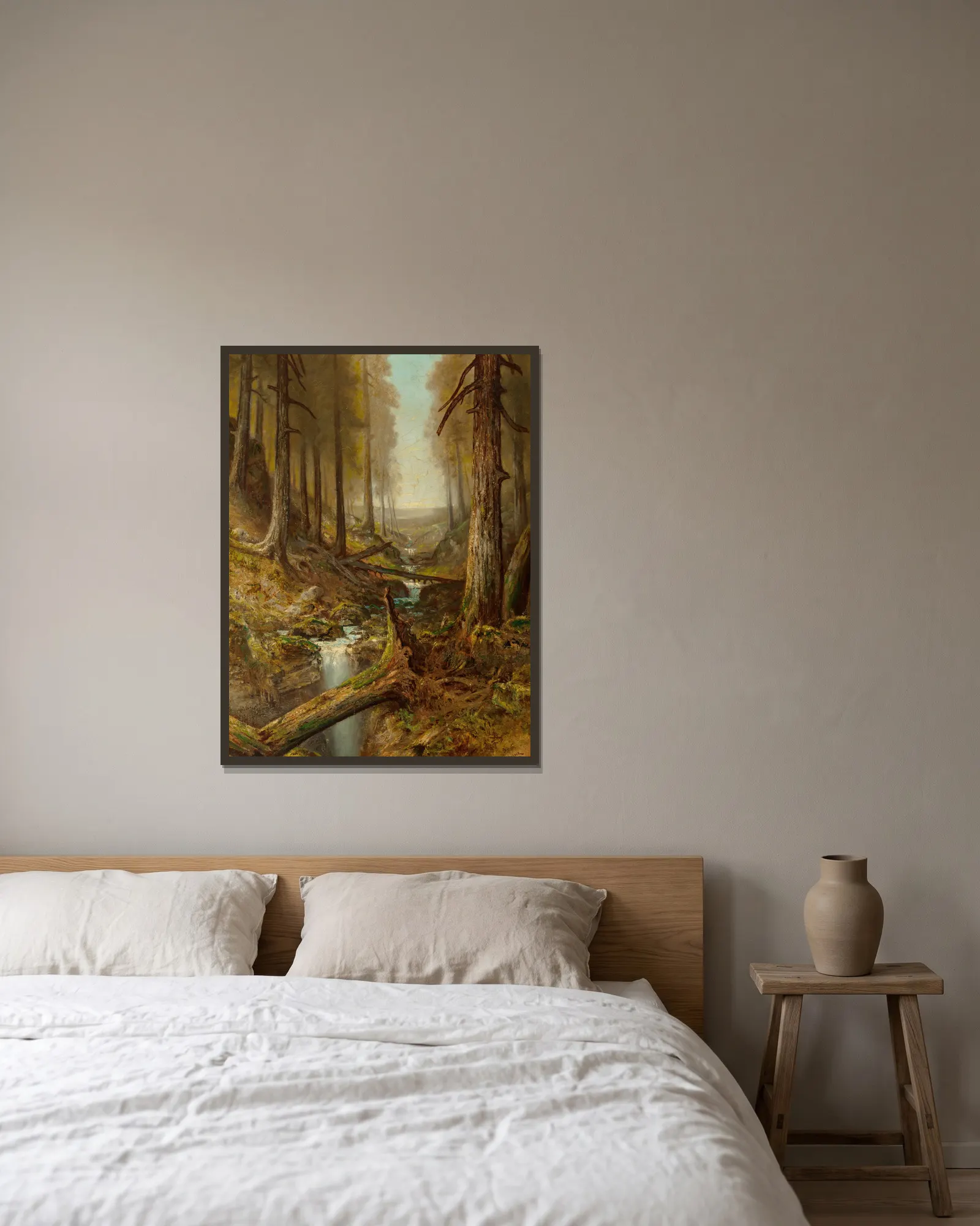 Forest Interior av Ralph Albert Blakelock inramad på en vägg
