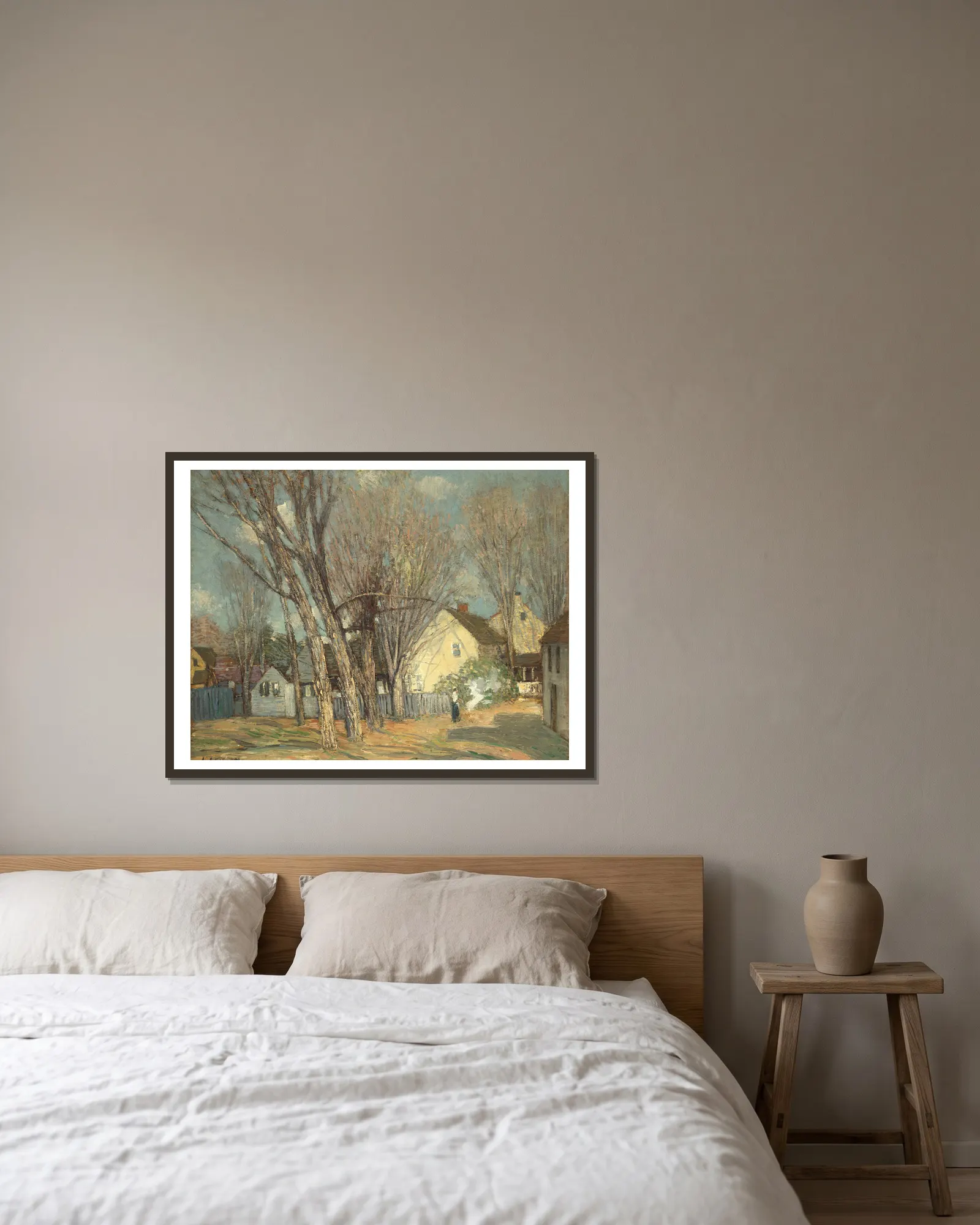 Windham Village av Julian Alden Weir inramad på en vägg