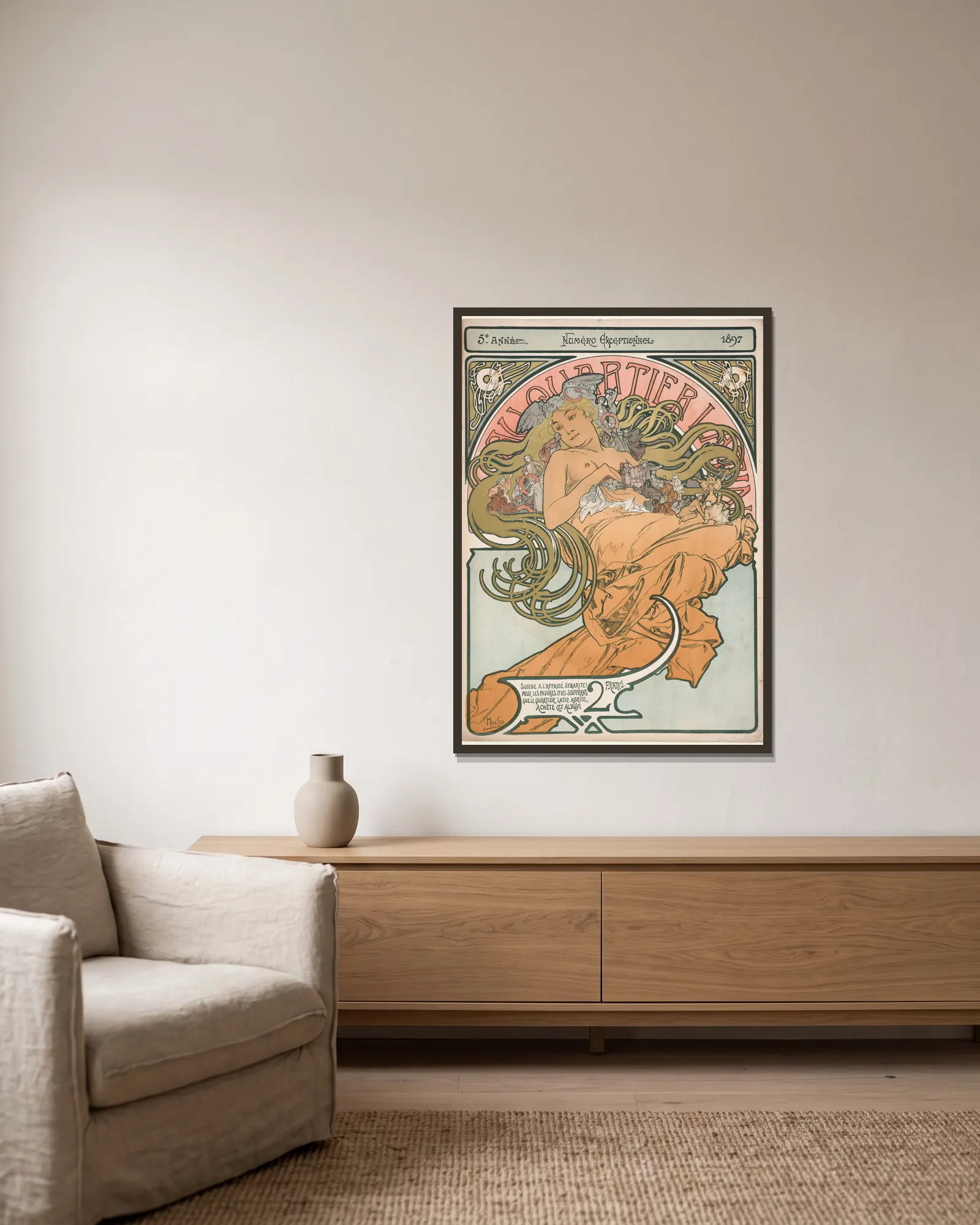 Au Quartier Latin av Alphonse Mucha inramad på en vägg