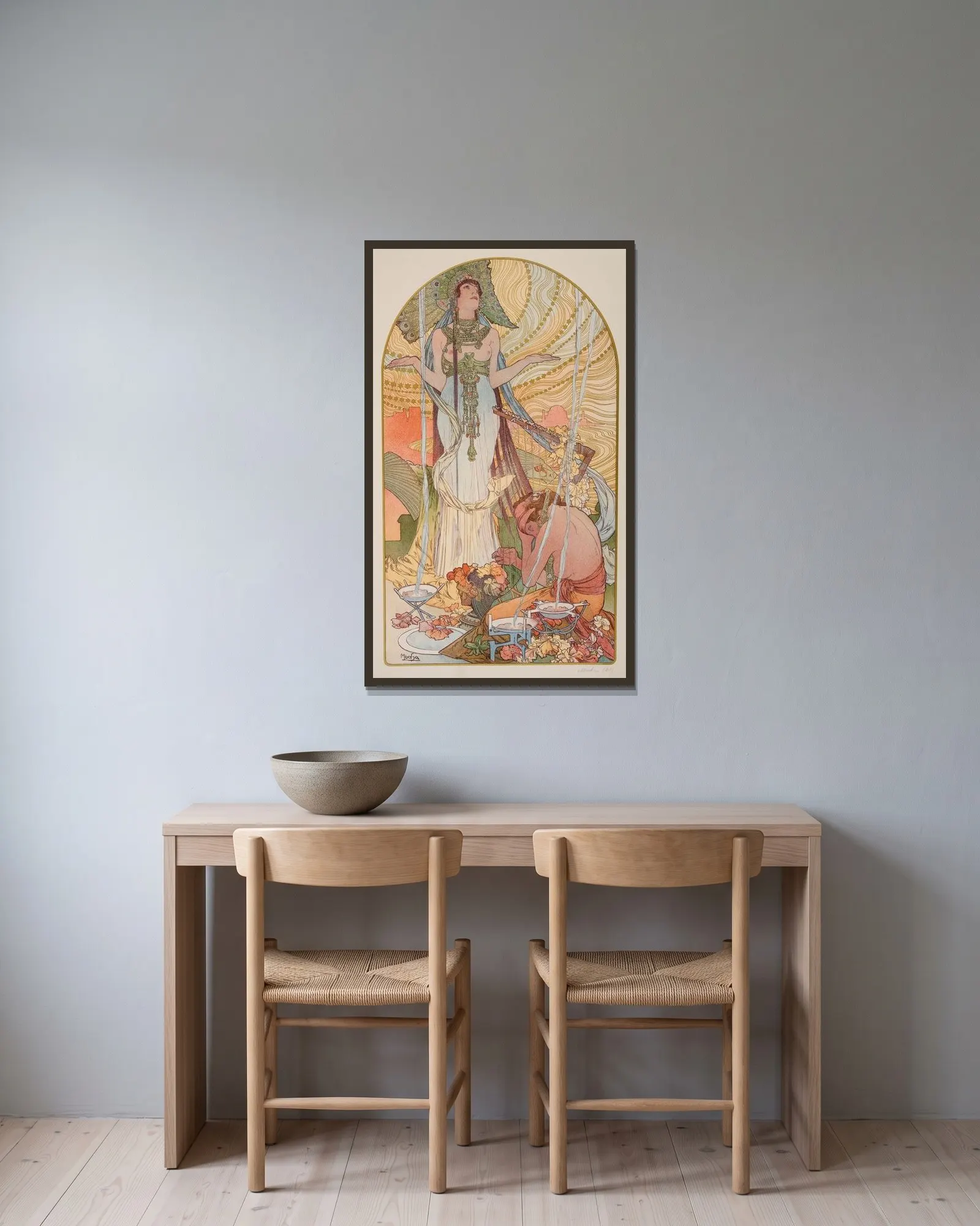 Salammbô – L’Incantation av Alphonse Mucha inramad på en vägg