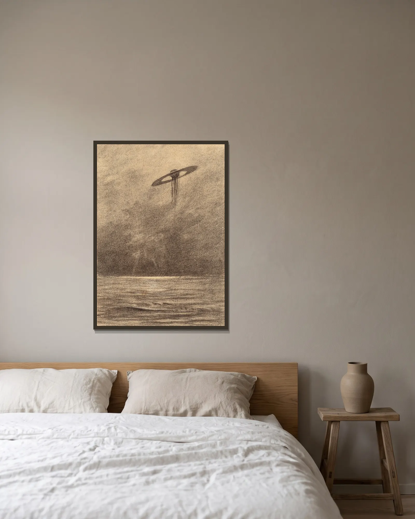 Martian Flying Machine av Henrique Alvim Corrêa inramad på en vägg