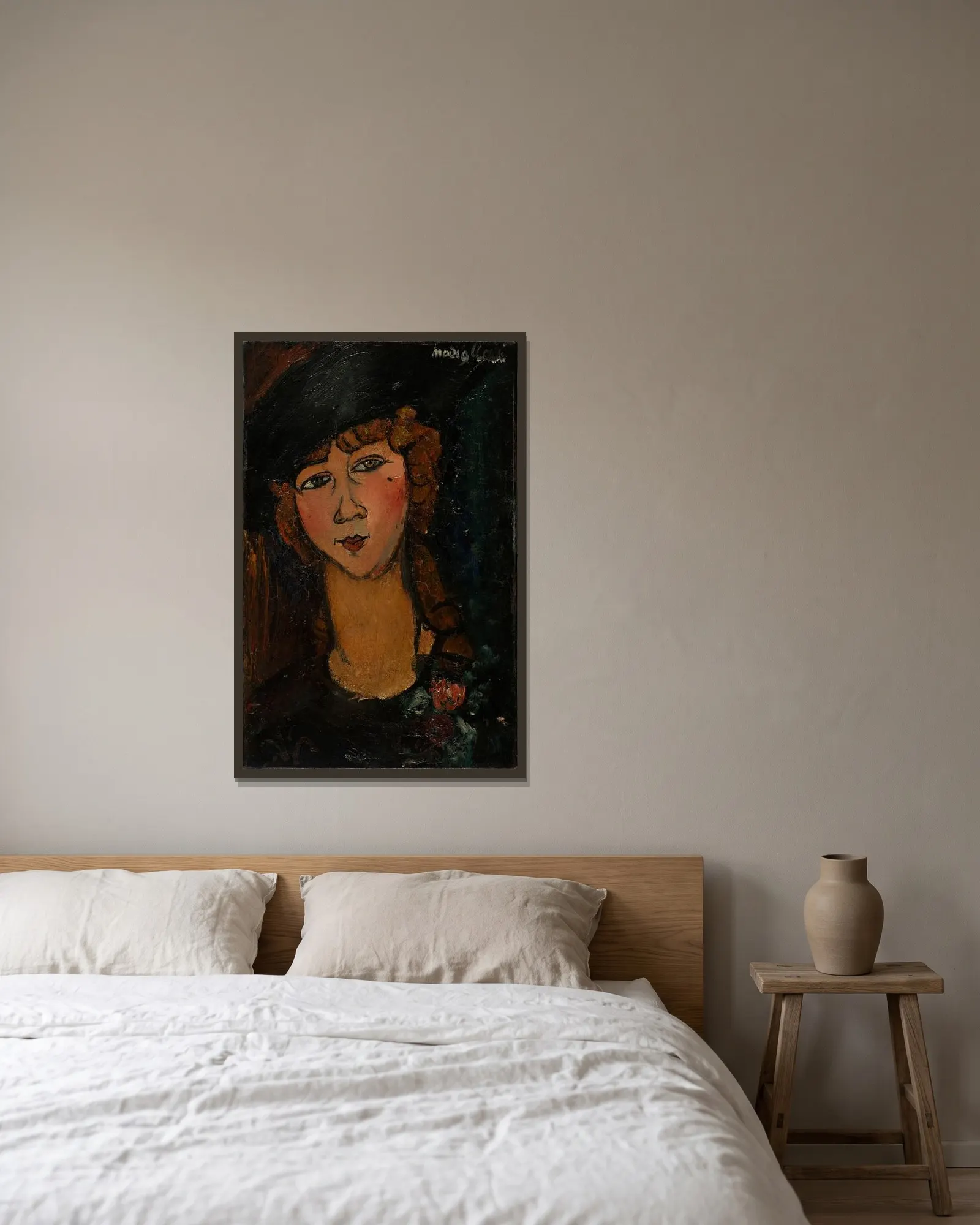 Lolotte av Amedeo Modigliani inramad på en vägg