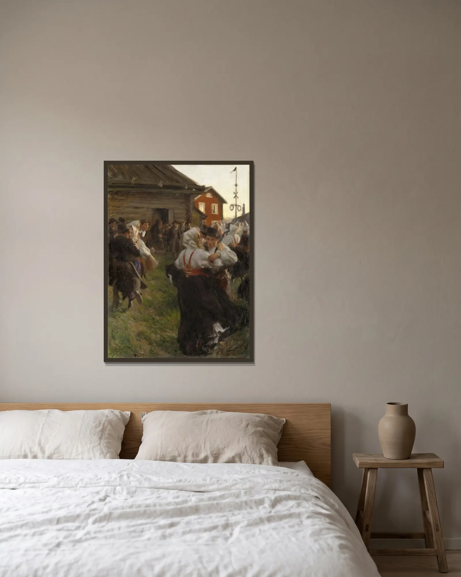 Midsummer Dance av Anders Zorn inramad på en vägg