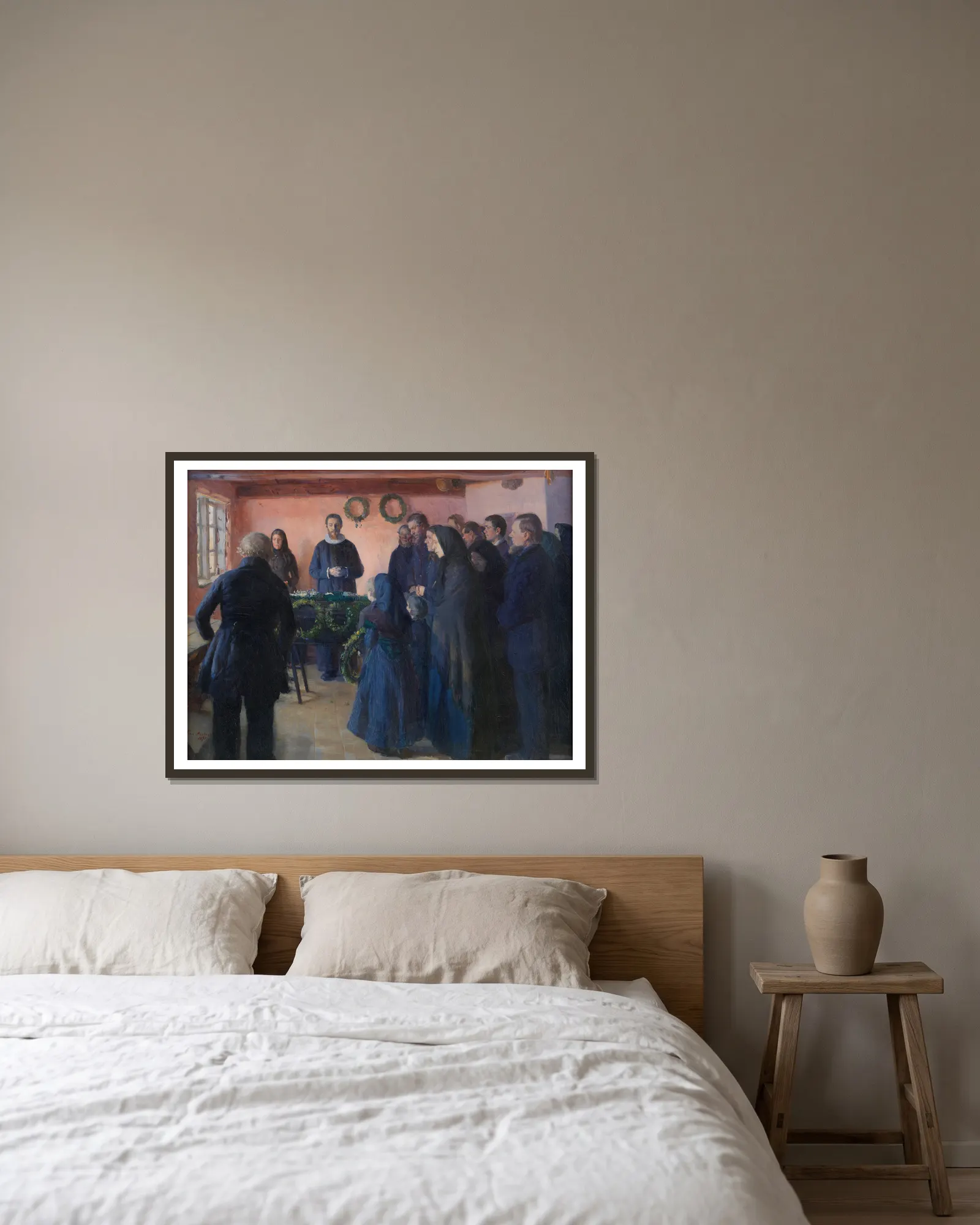 A Funeral av Anna Ancher inramad på en vägg