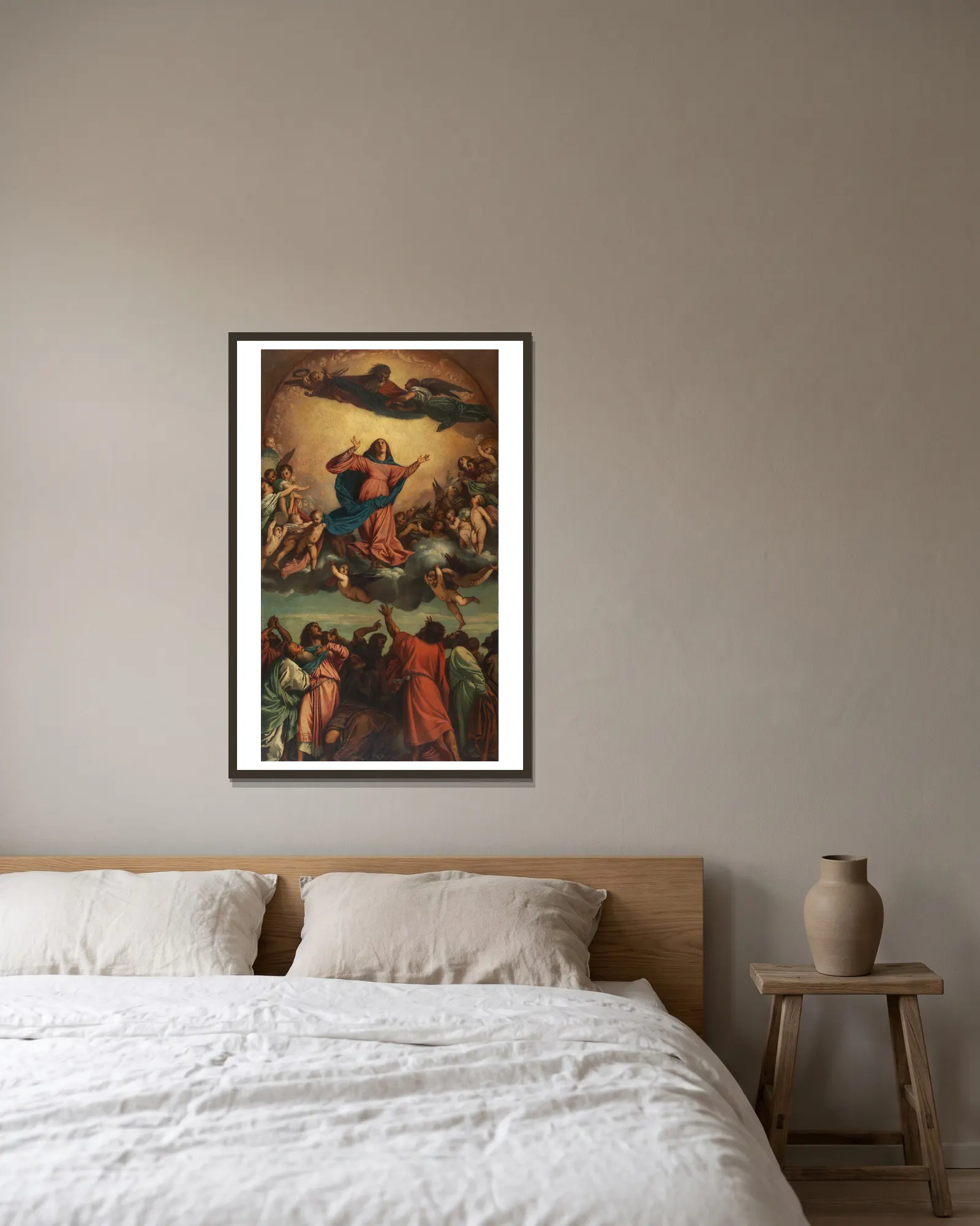 Himmelfahrt Mariä av Anselm Feuerbach inramad på en vägg