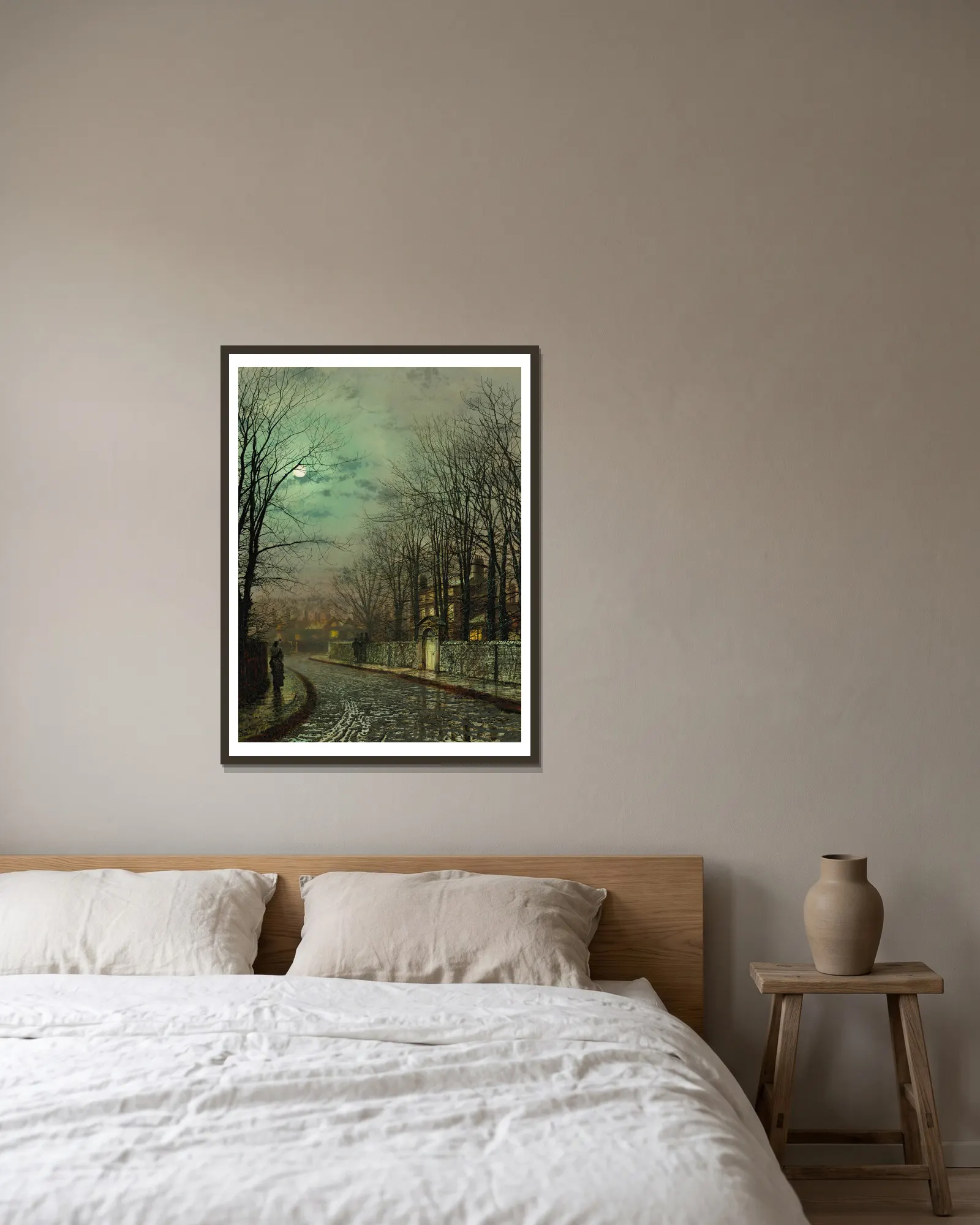 The Tryst av John Atkinson Grimshaw inramad på en vägg
