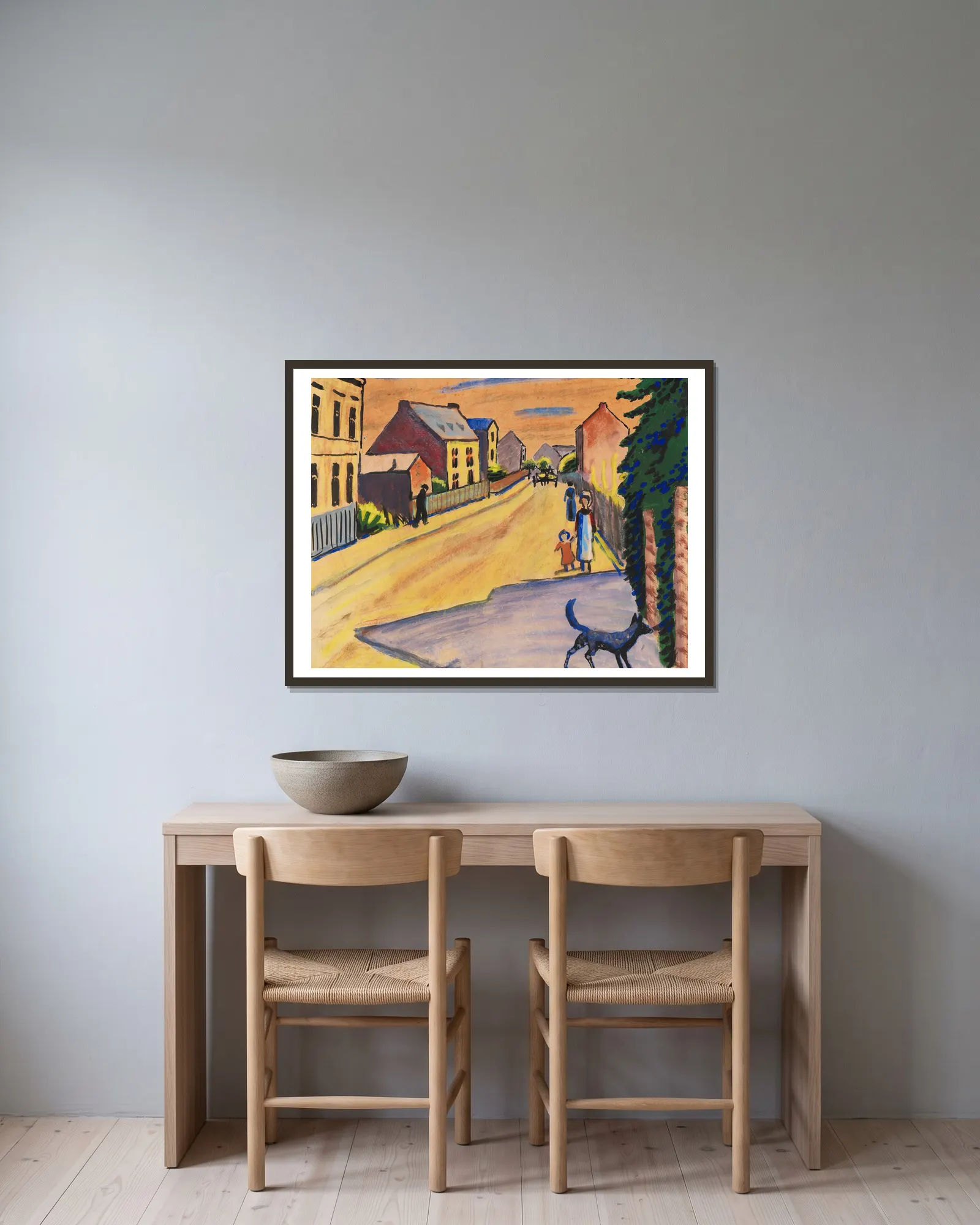 Sonnige Straße mit Hund av August Macke inramad på en vägg