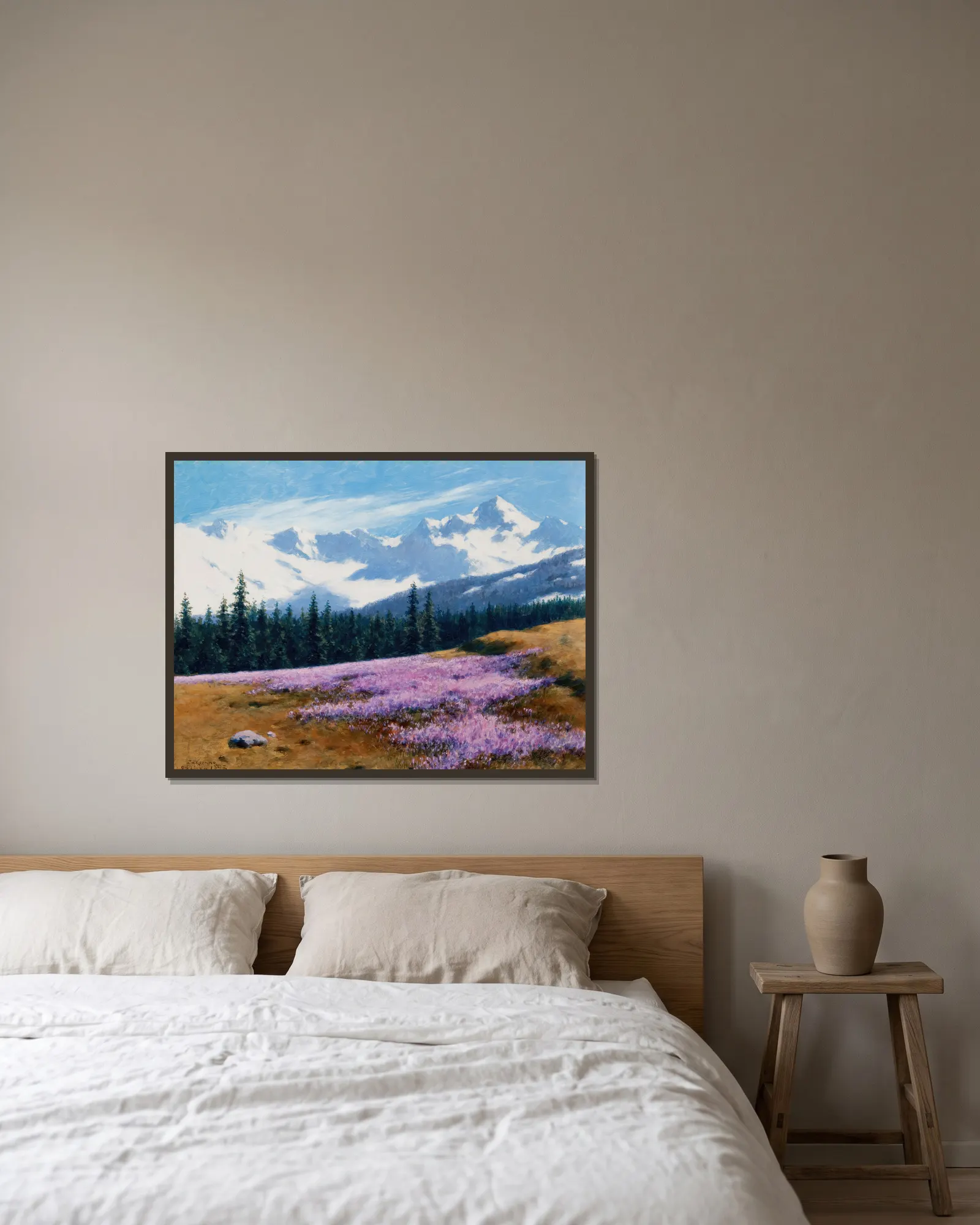 Crocuses with Snowy Mountains Behind av Stanisław Witkiewicz inramad på en vägg