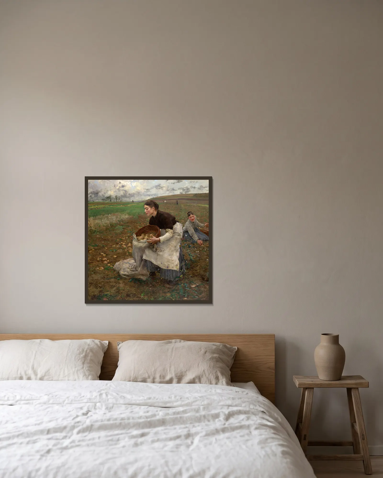 October av Jules Bastien-Lepage inramad på en vägg