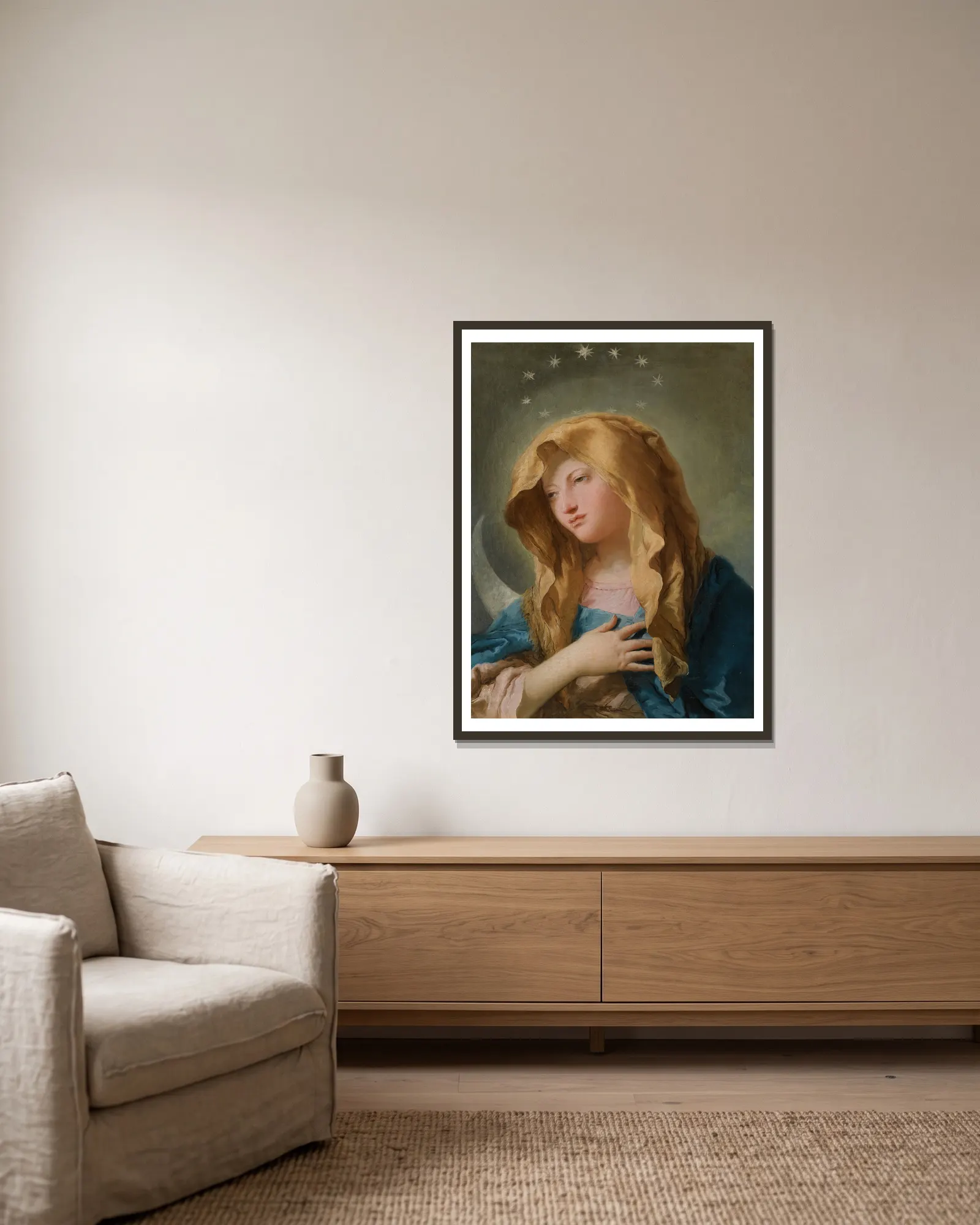 The Virgin Immaculate av Giovanni Battista Tiepolo inramad på en vägg