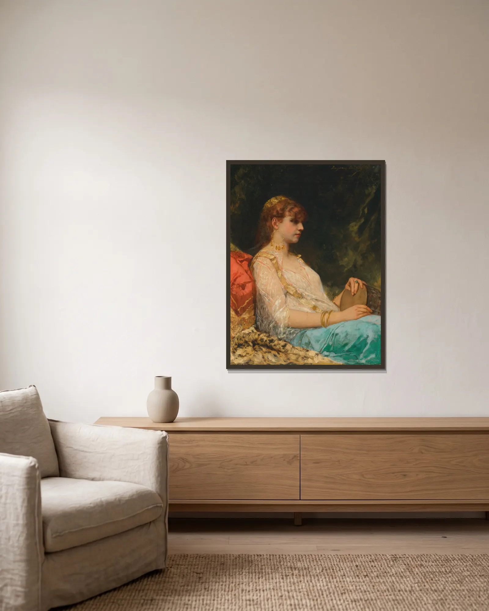 L’Orientale au Tambour av Jean-Joseph-Benjamin Constant inramad på en vägg
