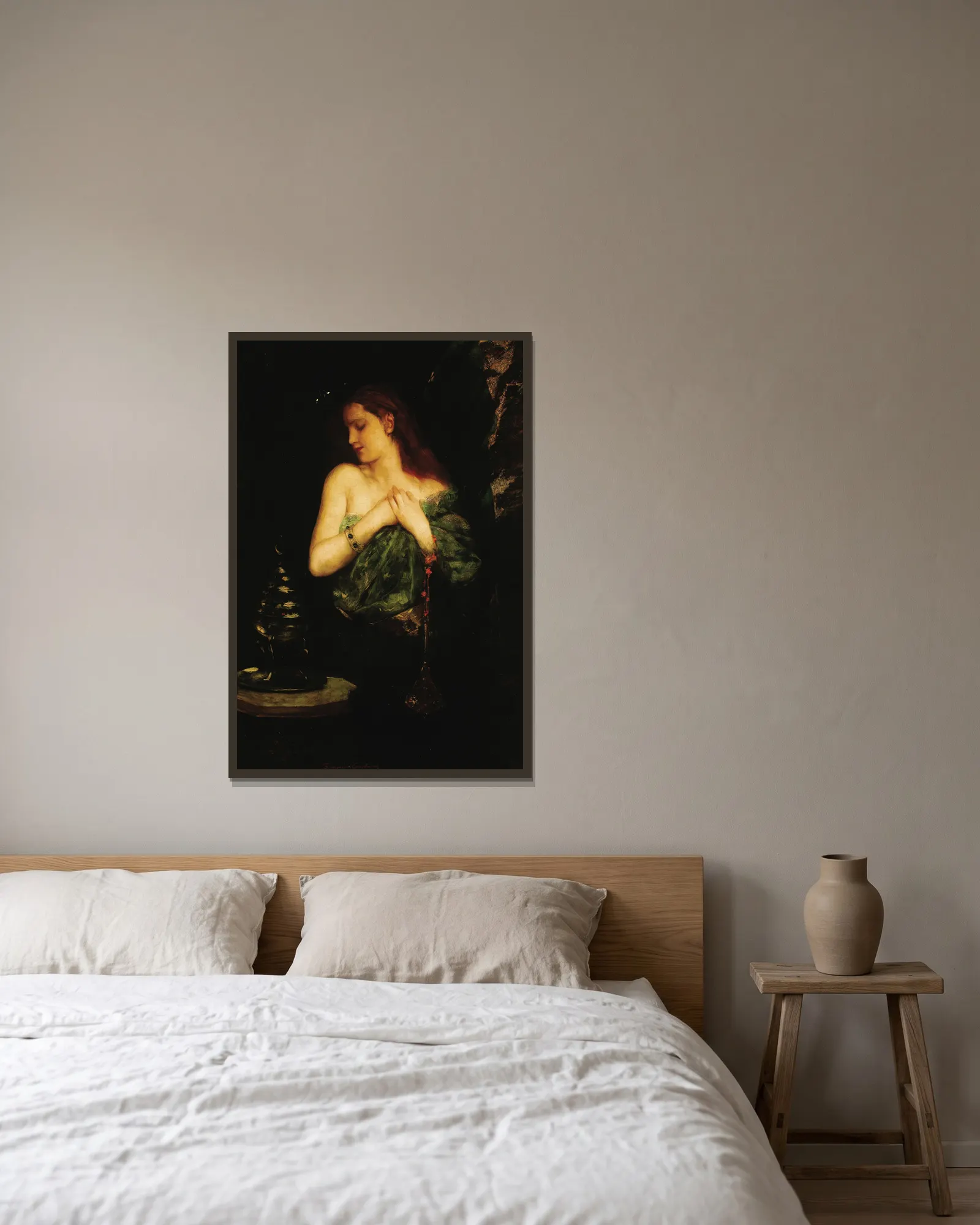 Odalisque av Jean-Joseph-Benjamin Constant inramad på en vägg