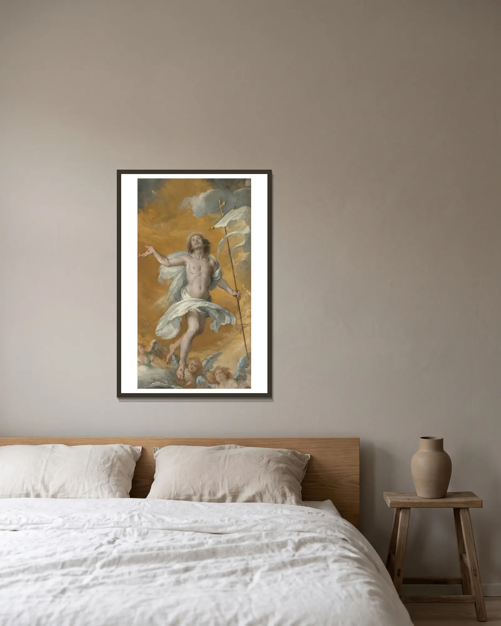 The Risen Christ av Bernardo Strozzi inramad på en vägg