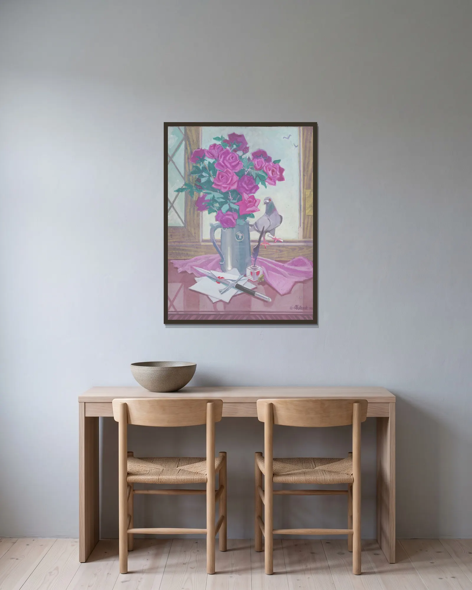 Tudor Rose av James C. Kulhanek inramad på en vägg