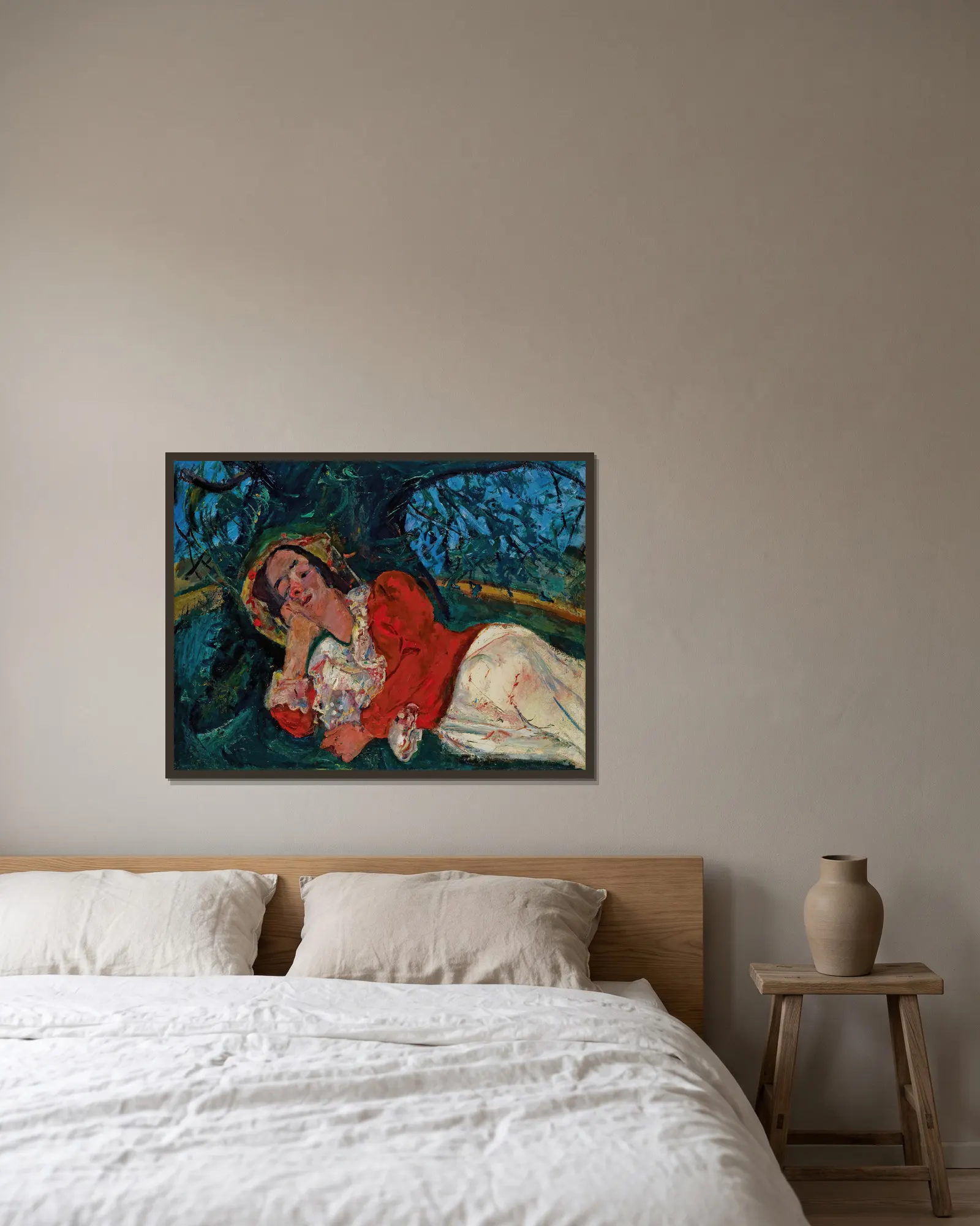 La sieste (Femme étendue sous un arbre) av Chaïm Soutine inramad på en vägg