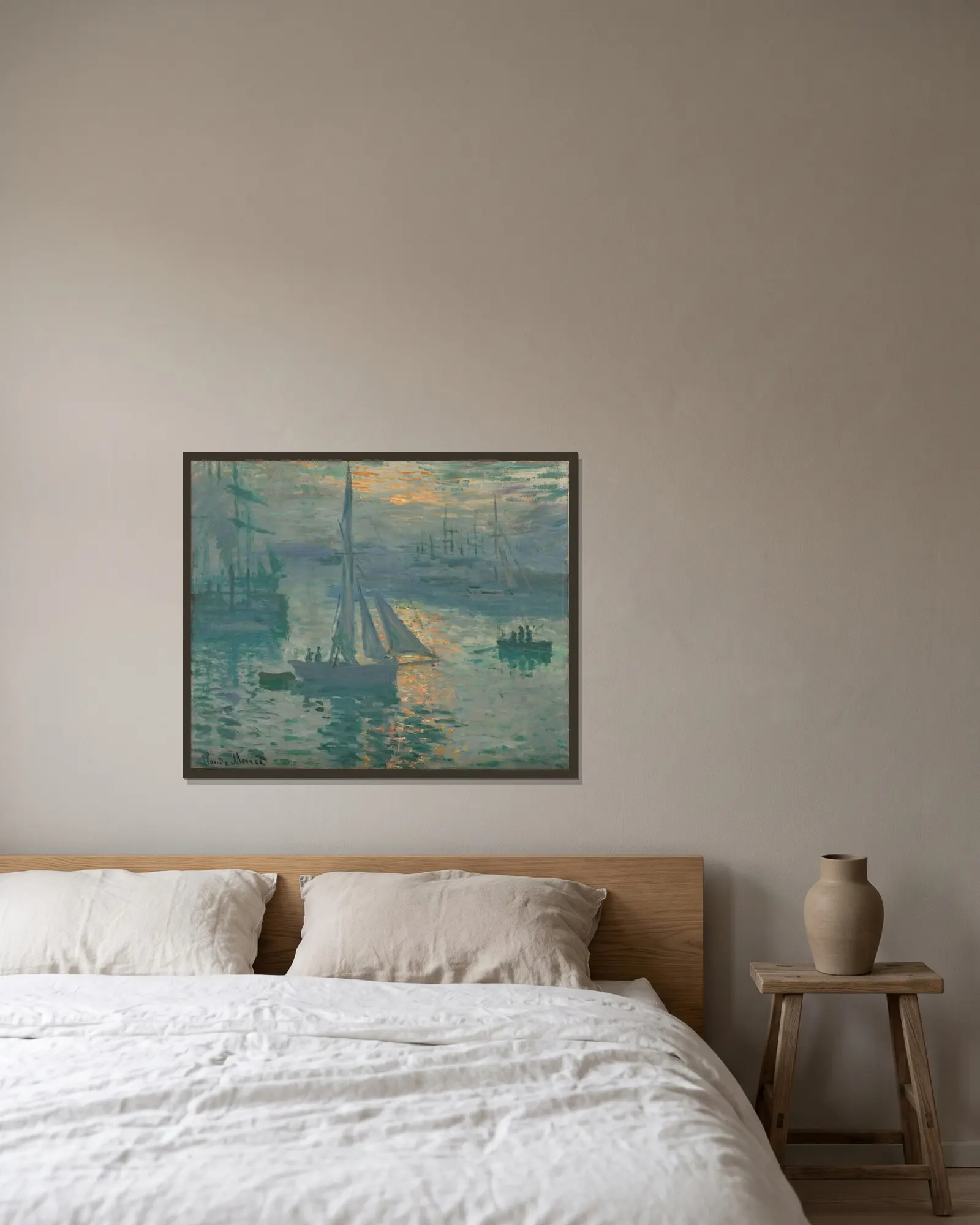 Sunrise (Marine) av Claude Monet inramad på en vägg