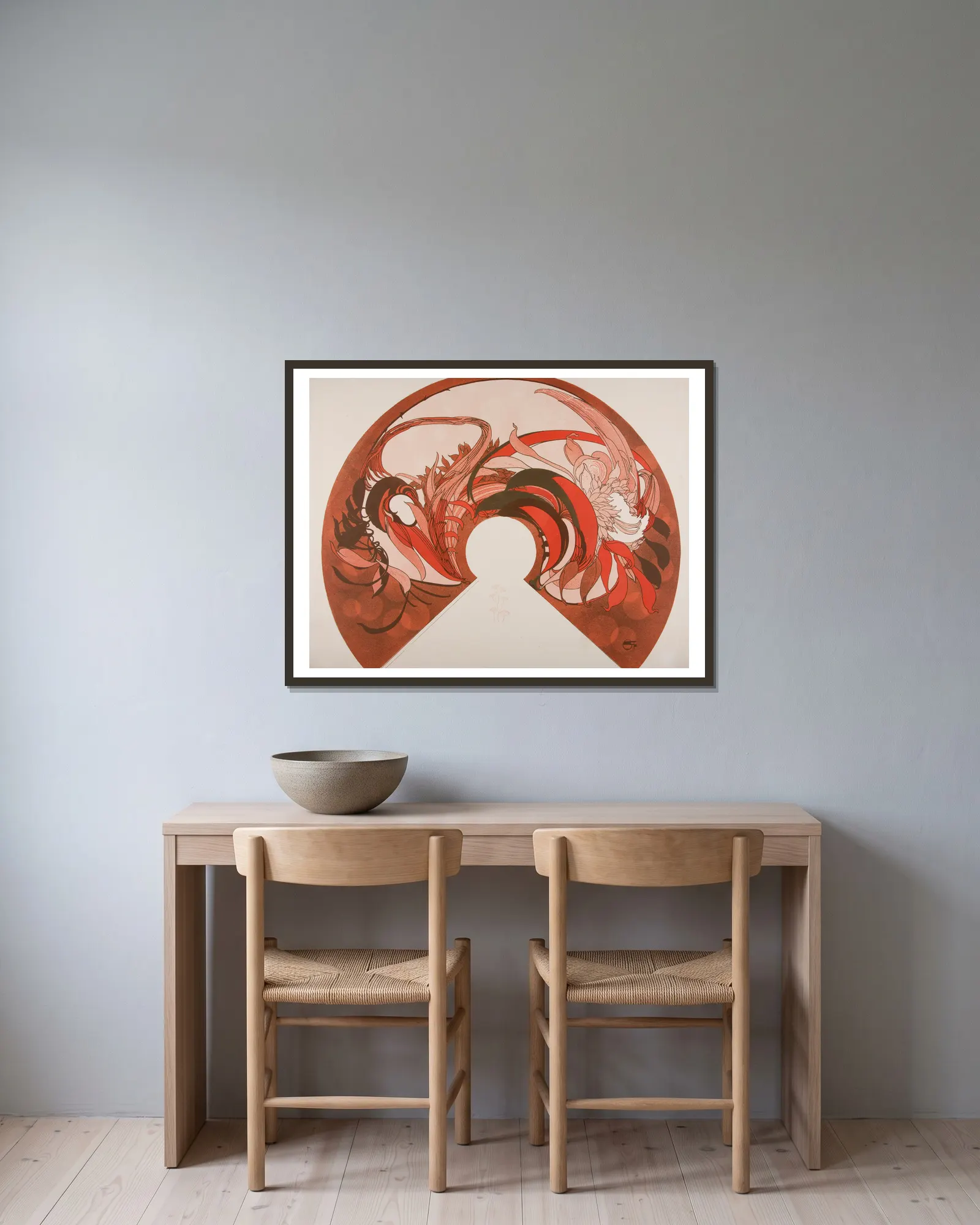 Abat-jour av Georges de Feure inramad på en vägg