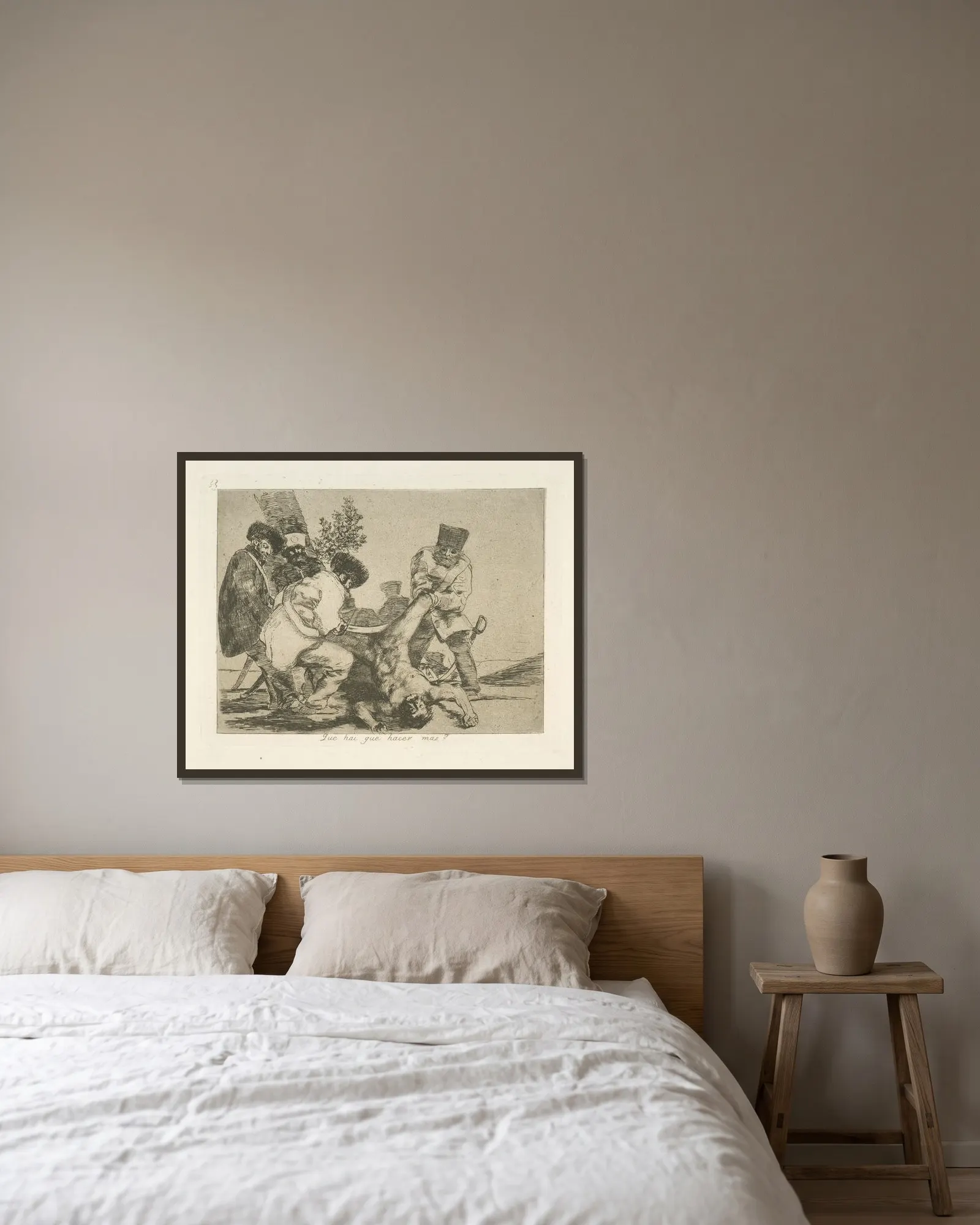 Qué alboroto es este- av Francisco de Goya inramad på en vägg