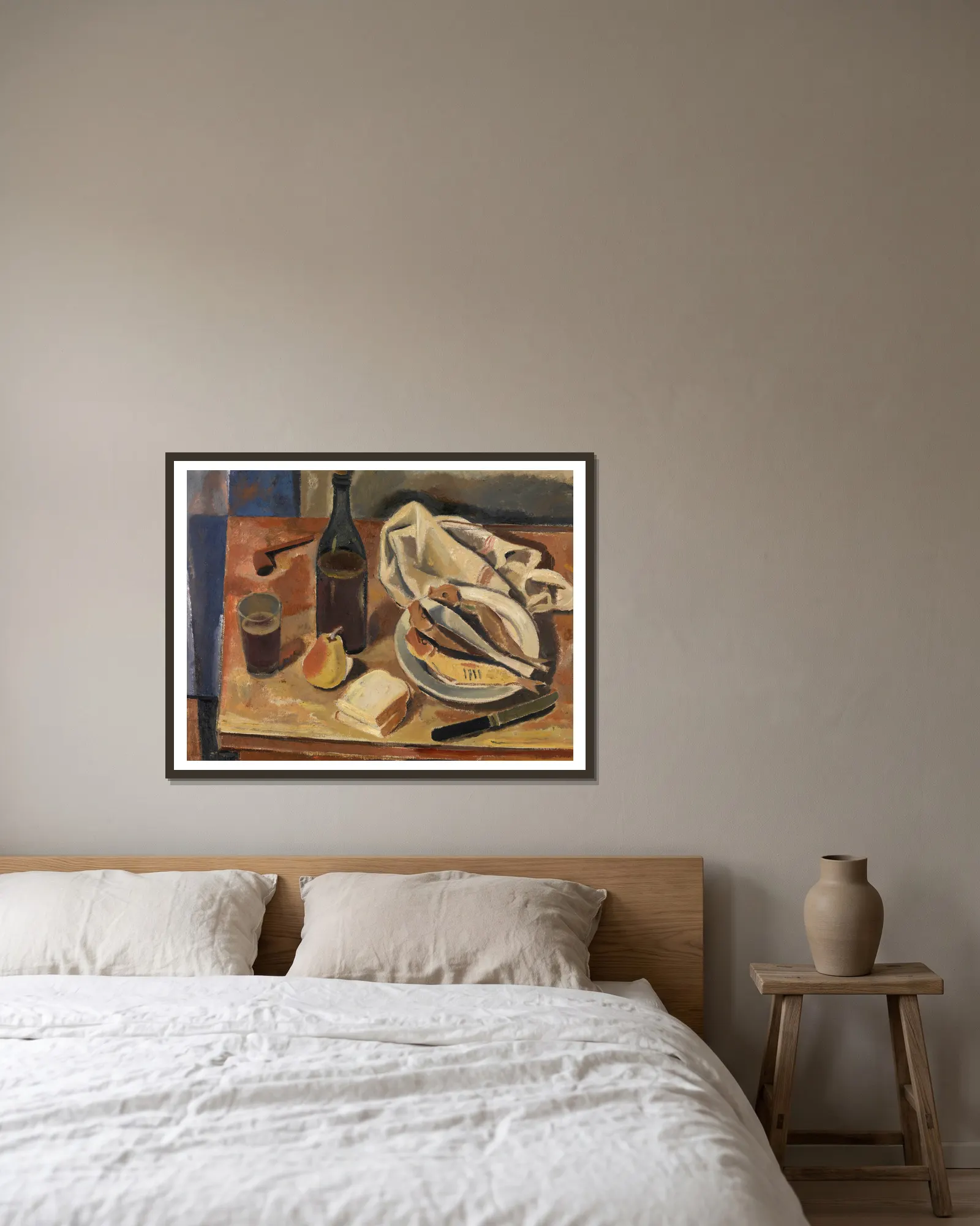 Still Life with Herring av Gustave De Smet inramad på en vägg