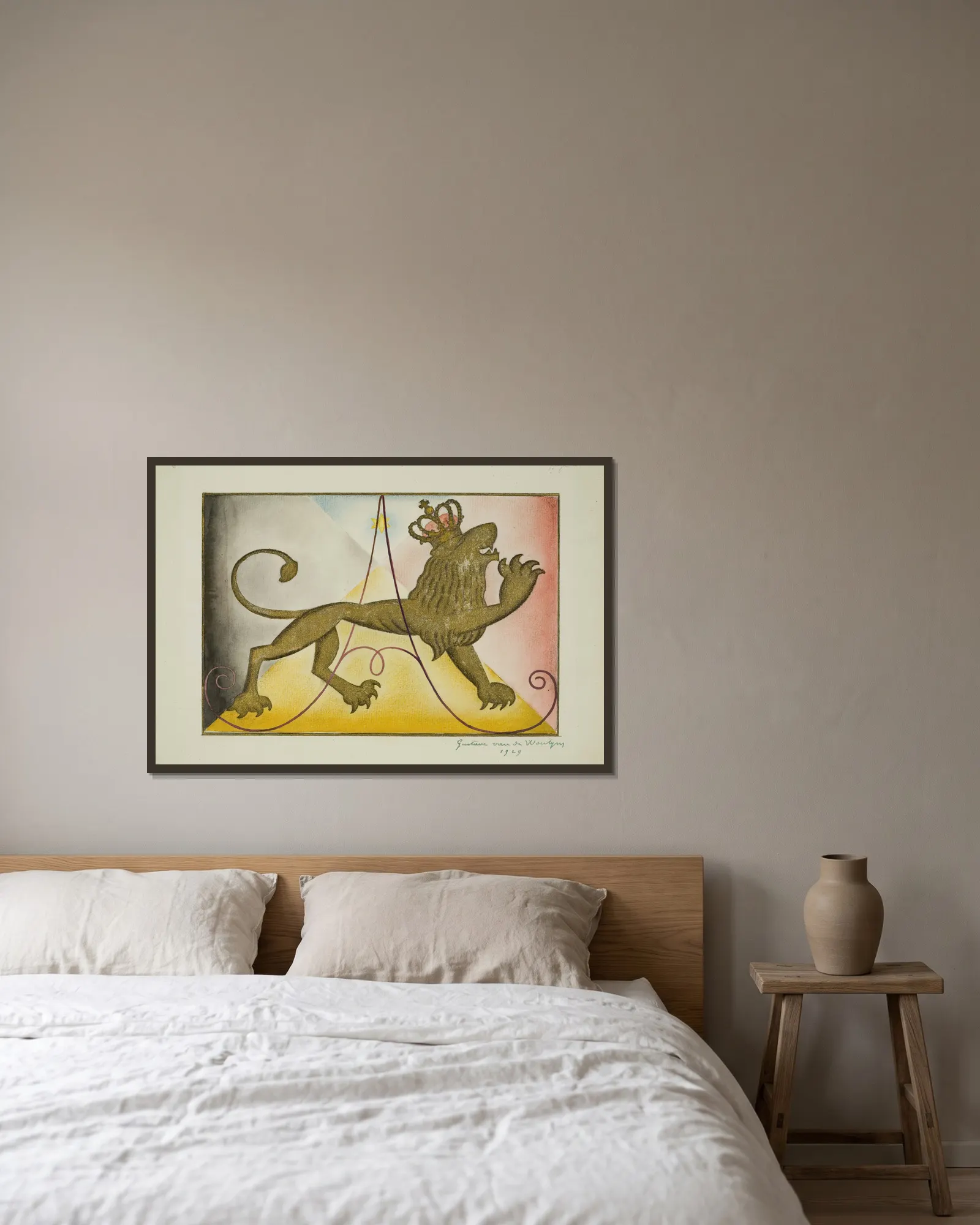 Crowned Lion av Gustave Van de Woestijne inramad på en vägg
