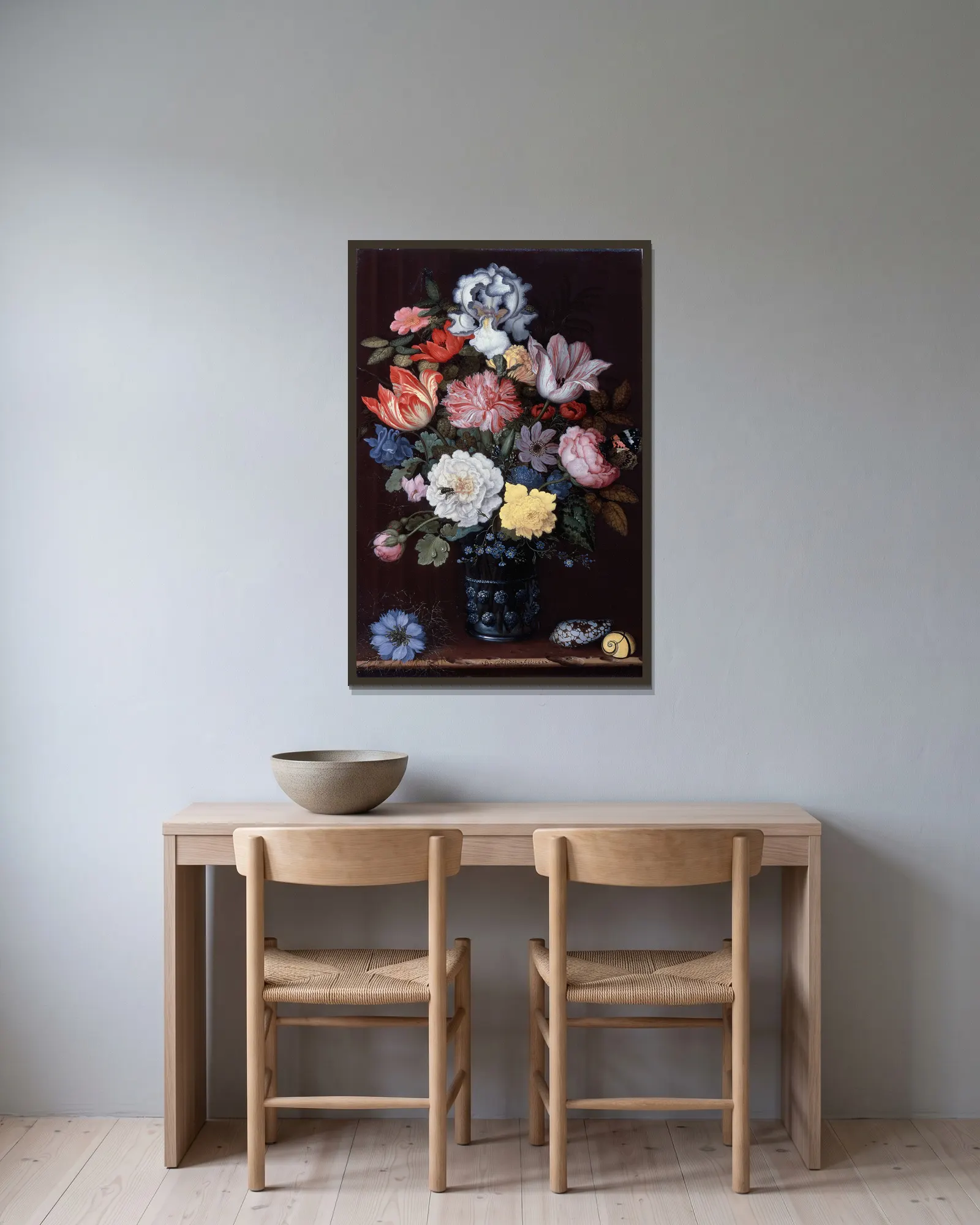 Floral Still Life with Shells av Balthasar van der Ast inramad på en vägg