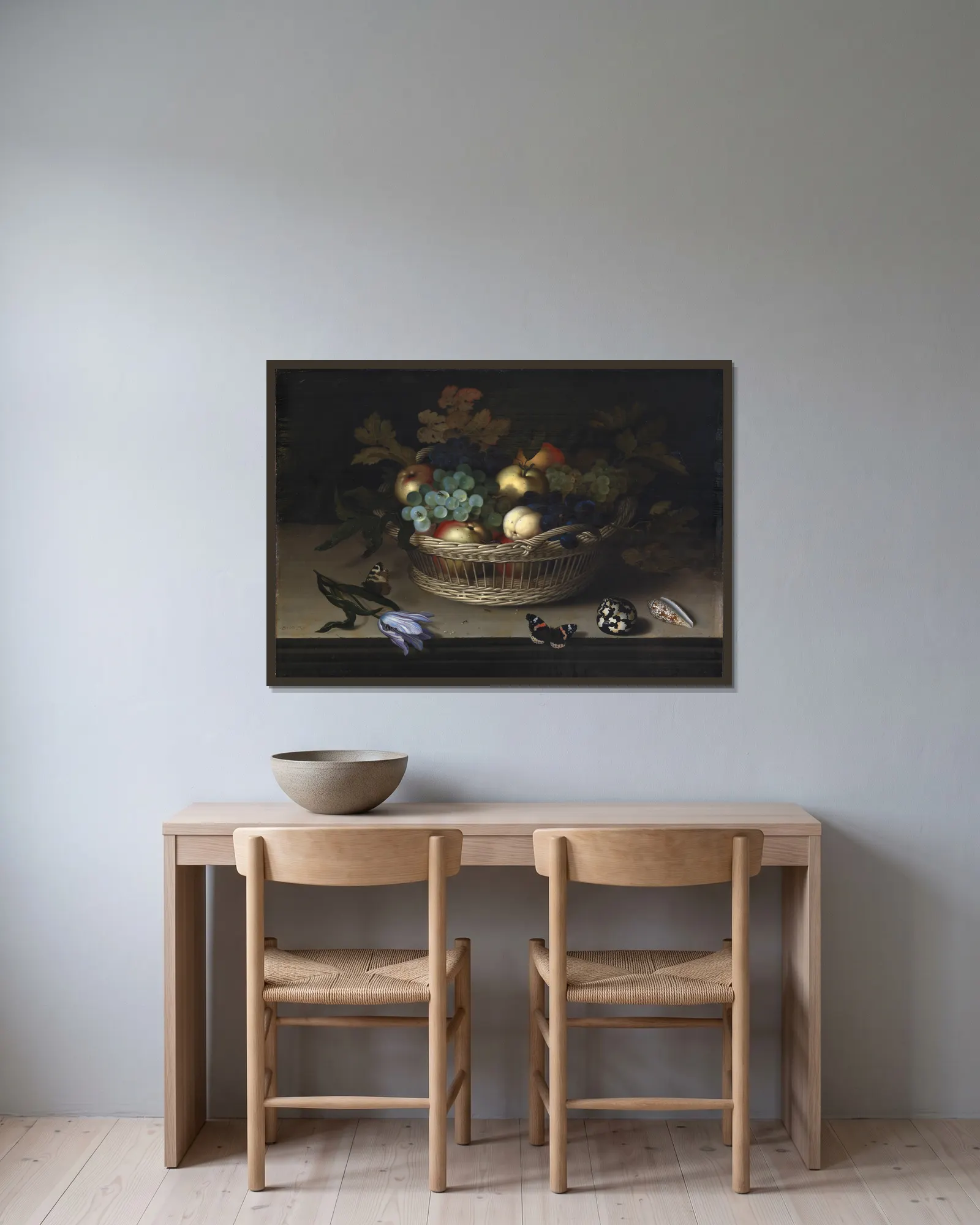 Still Life av Balthasar van der Ast inramad på en vägg