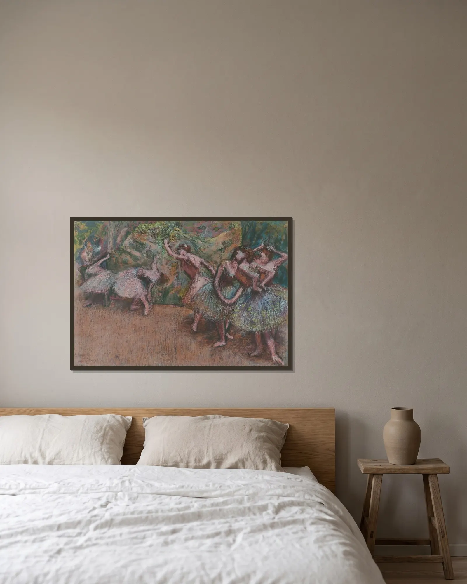 Ballet Scene av Edgar Degas inramad på en vägg