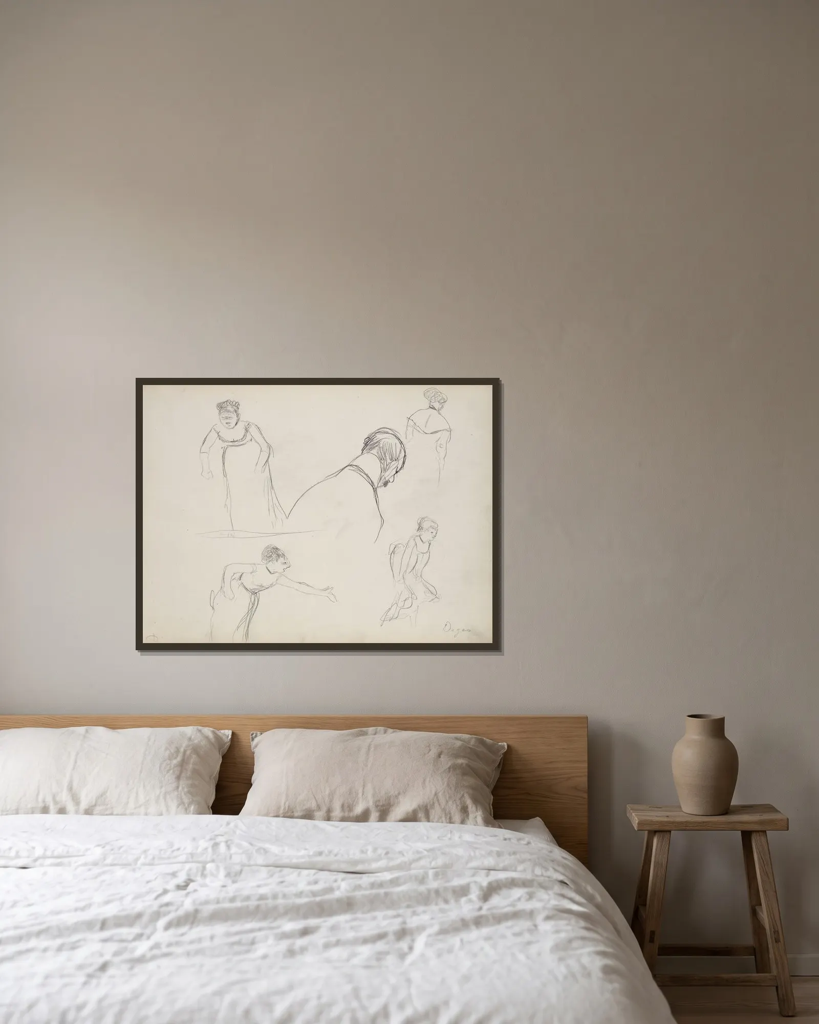 Five Rapid Sketches av Edgar Degas inramad på en vägg