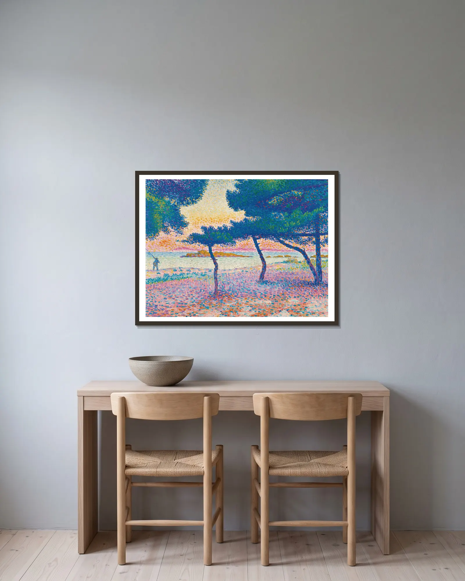 La Plage De Saint-Clair av Henri-Edmond Cross inramad på en vägg