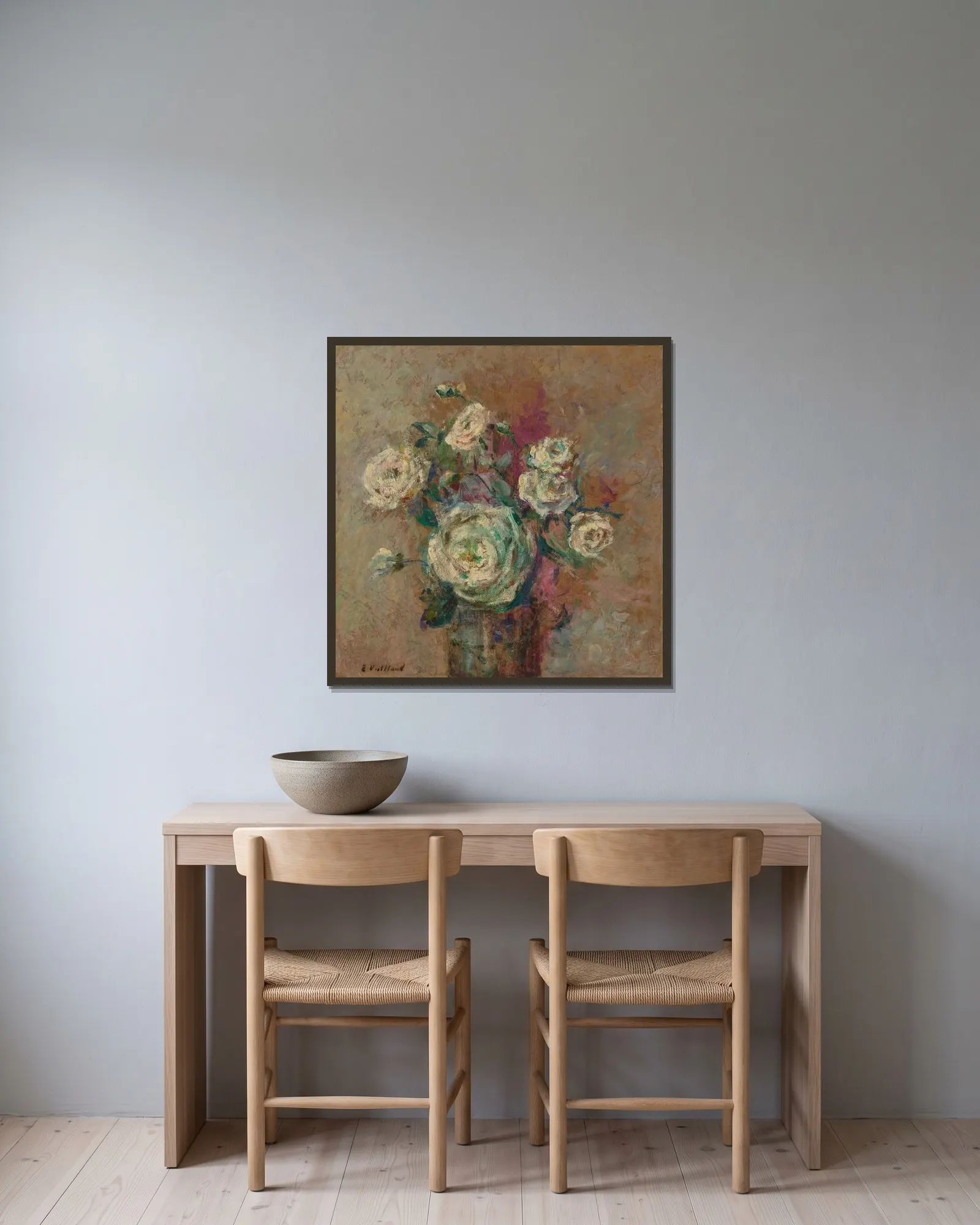 Les roses blanches av Édouard Vuillard inramad på en vägg