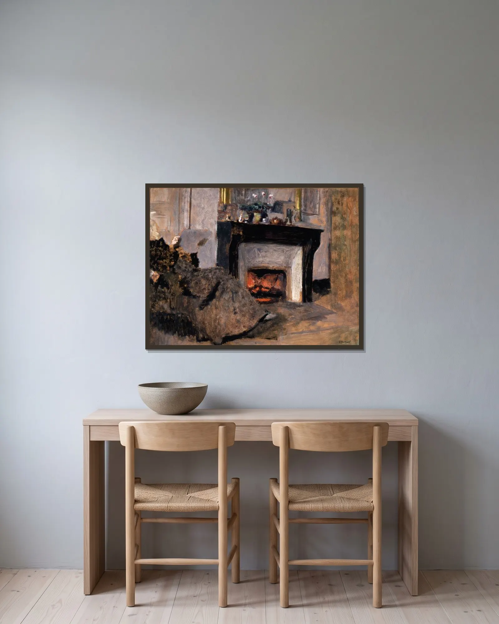 The Fireplace av Édouard Vuillard inramad på en vägg