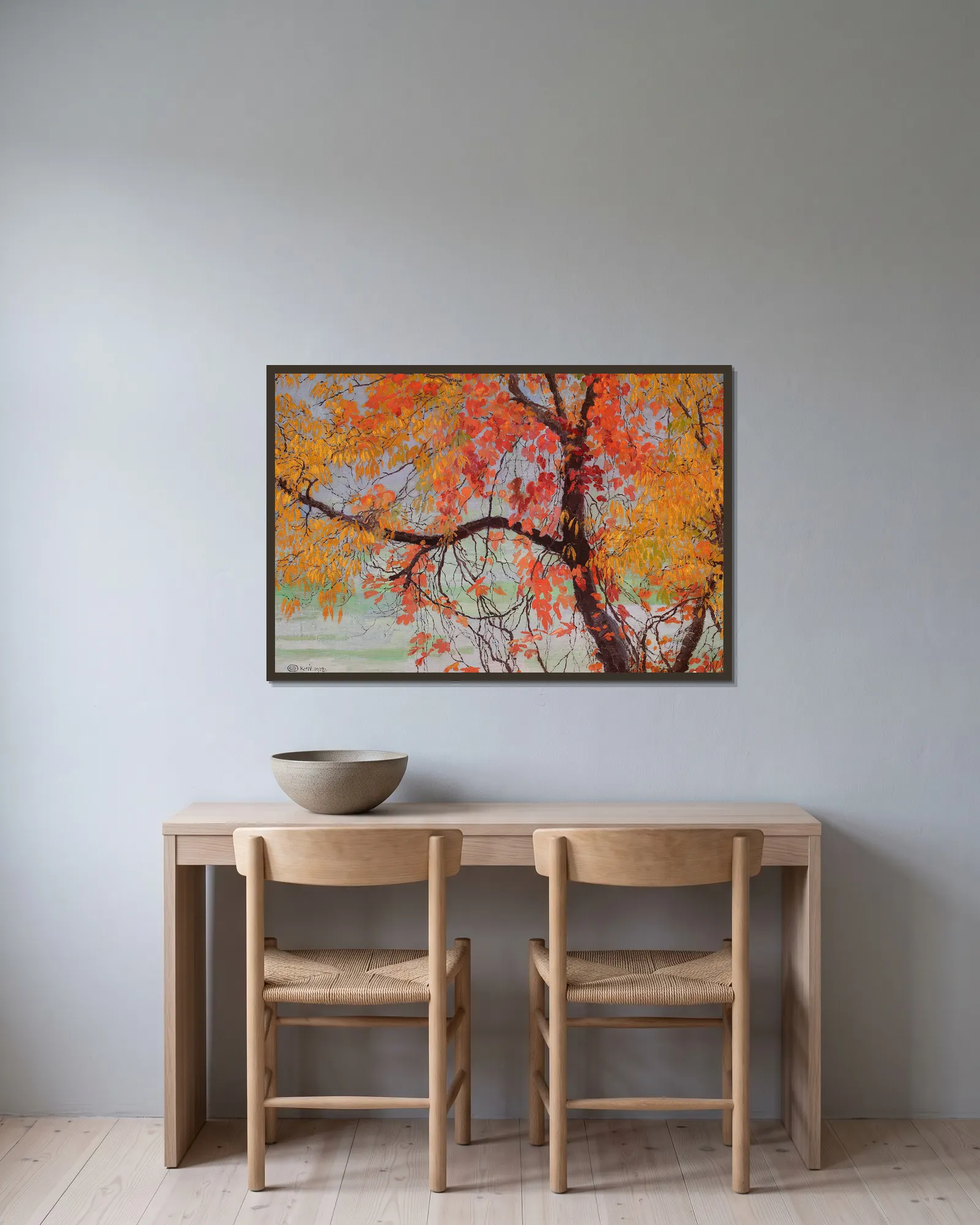 Autumn leaves av Edward Okuń inramad på en vägg