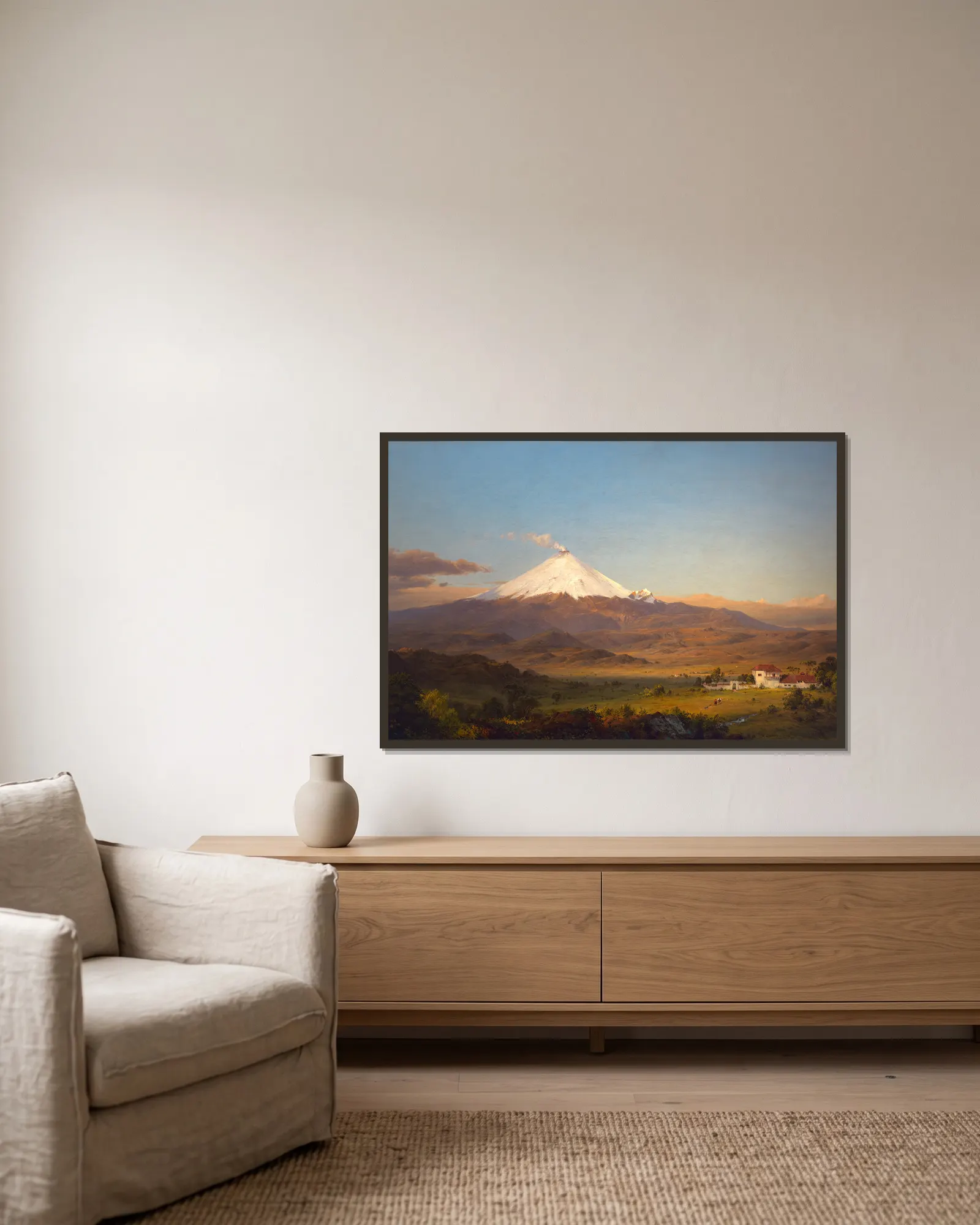 Cotopaxi av Frederic Edwin Church inramad på en vägg
