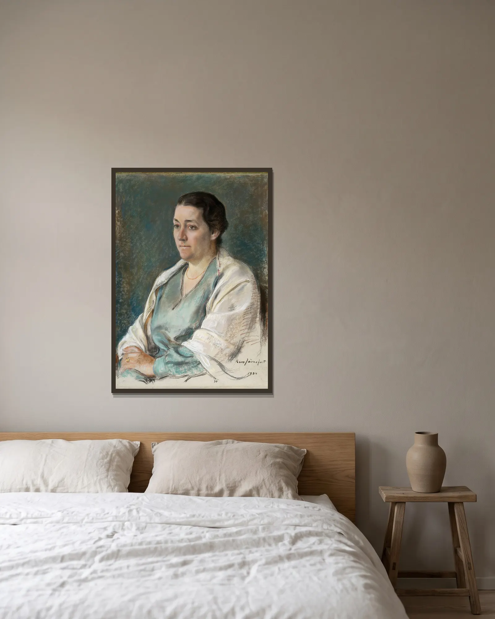 Ester Sihtola av Eero Järnefelt inramad på en vägg
