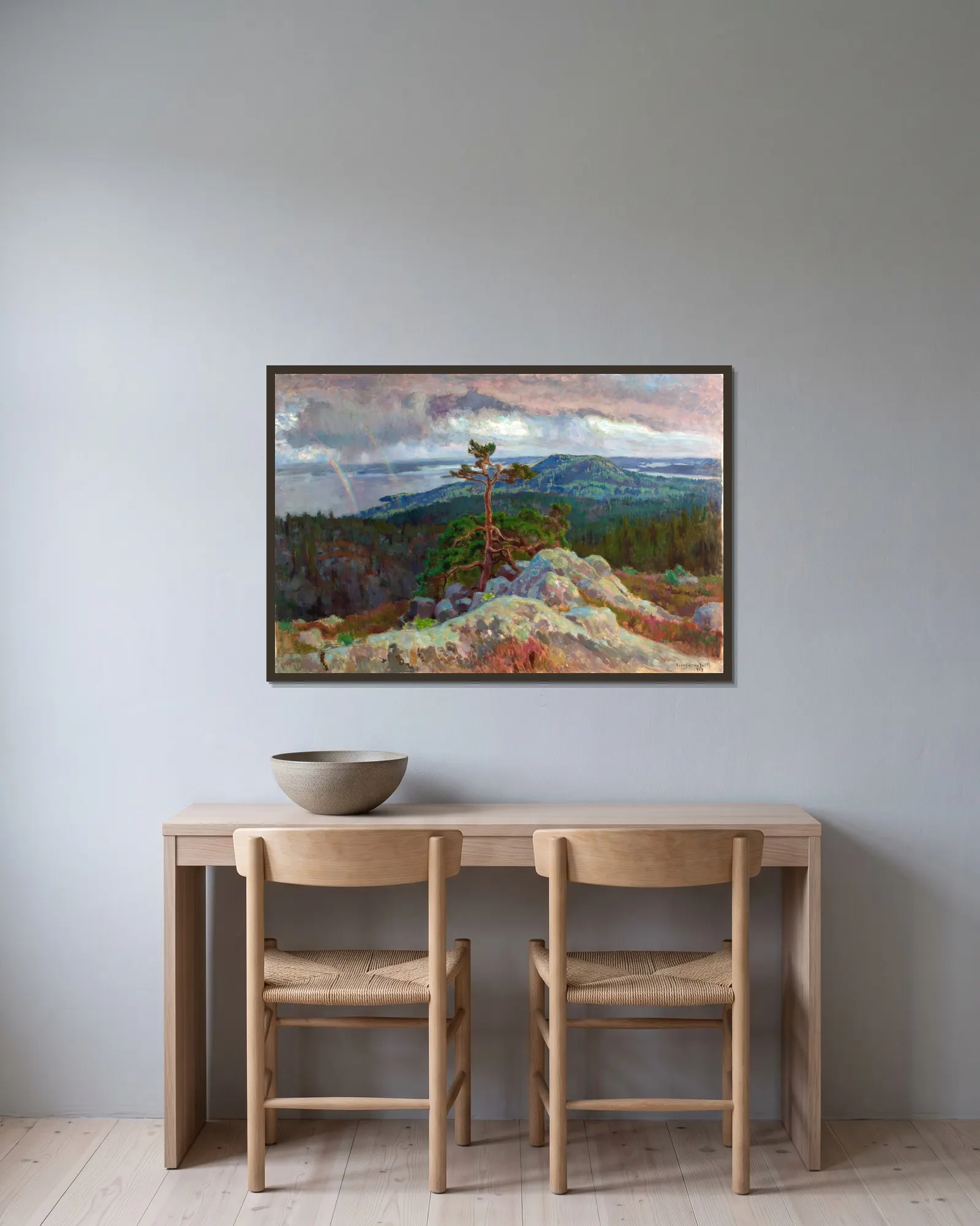 Koli av Eero Järnefelt inramad på en vägg