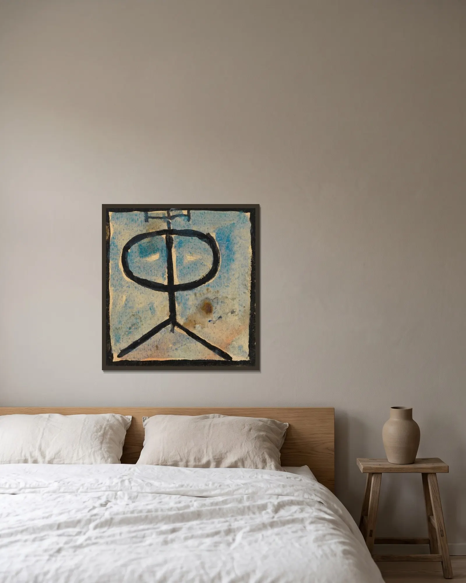 Ornament av Egon Schiele inramad på en vägg