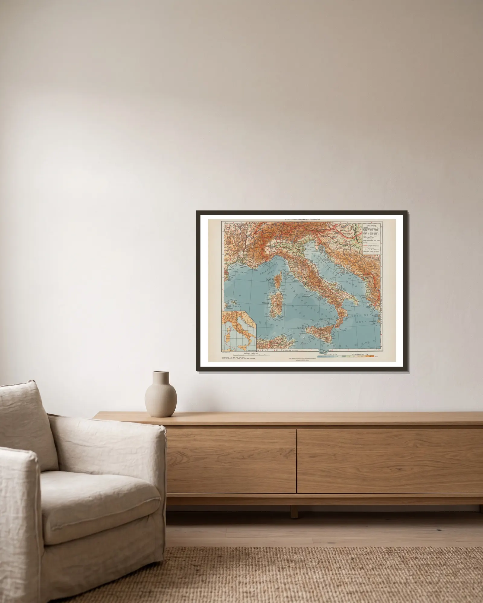Apenninhalbinsel (Italien) av Ernst Friedrich inramad på en vägg