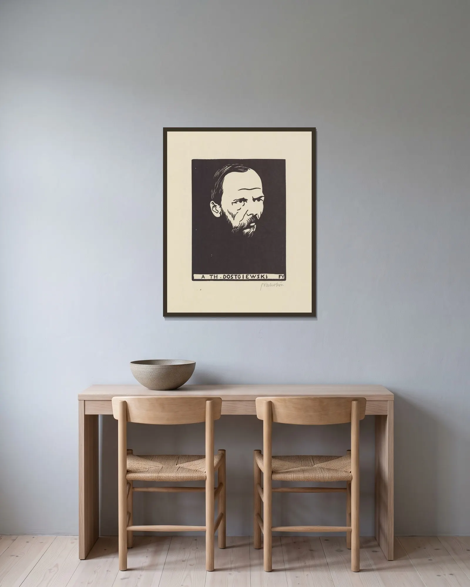 A Th. Dostoiewski av Félix Vallotton inramad på en vägg