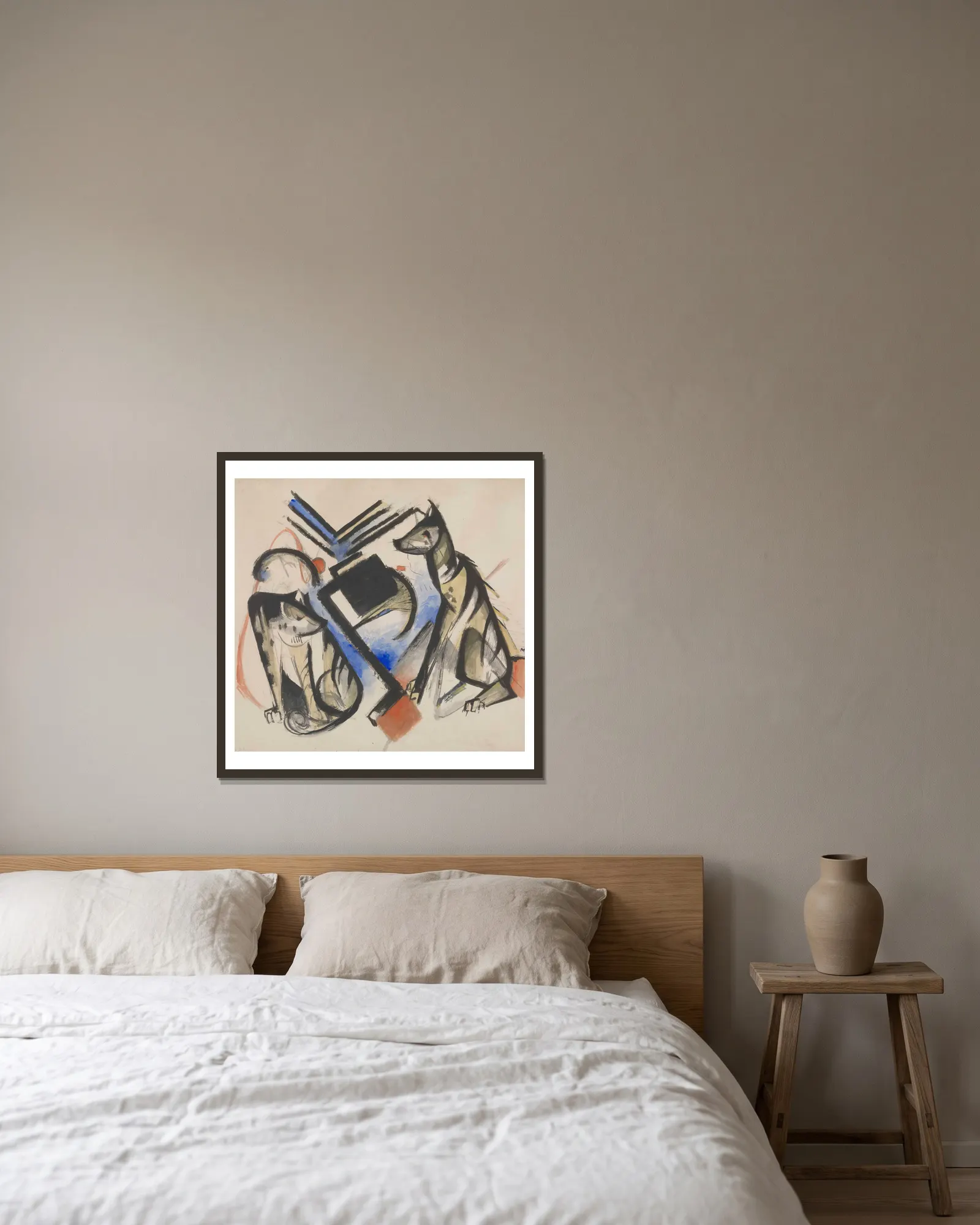 Two Wolves av Franz Marc inramad på en vägg