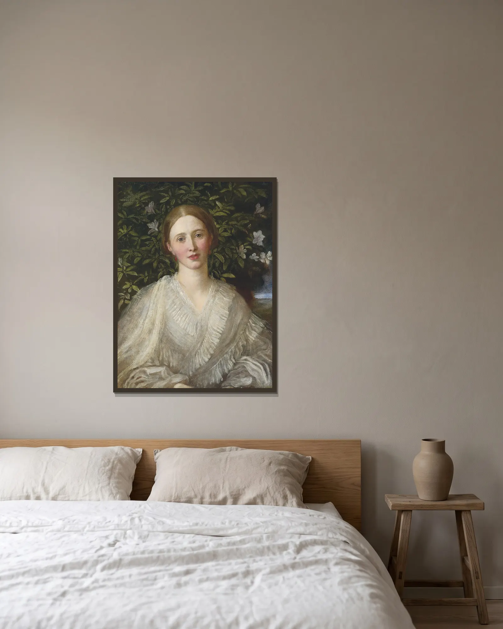 Helen Rose Huth av George Frederic Watts inramad på en vägg
