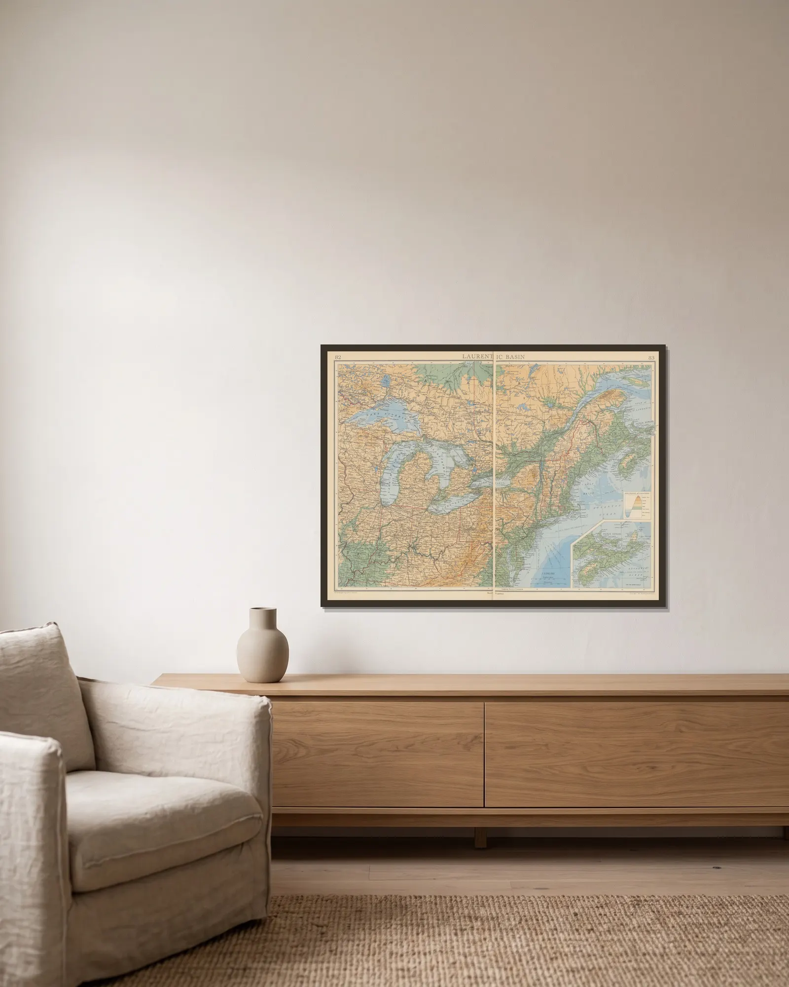 Laurentic Basin av John George Bartholomew inramad på en vägg