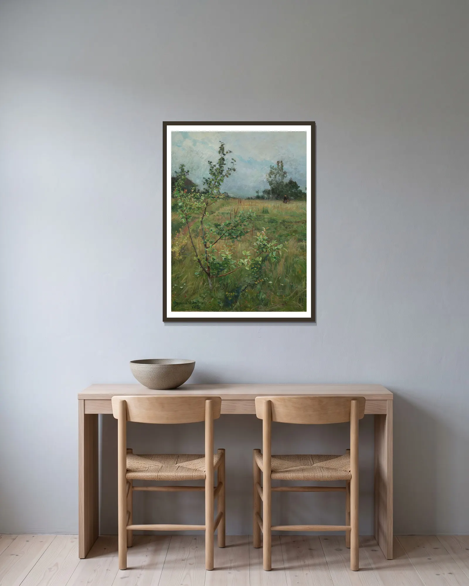 The Apple Tree av Gerhard Munthe inramad på en vägg