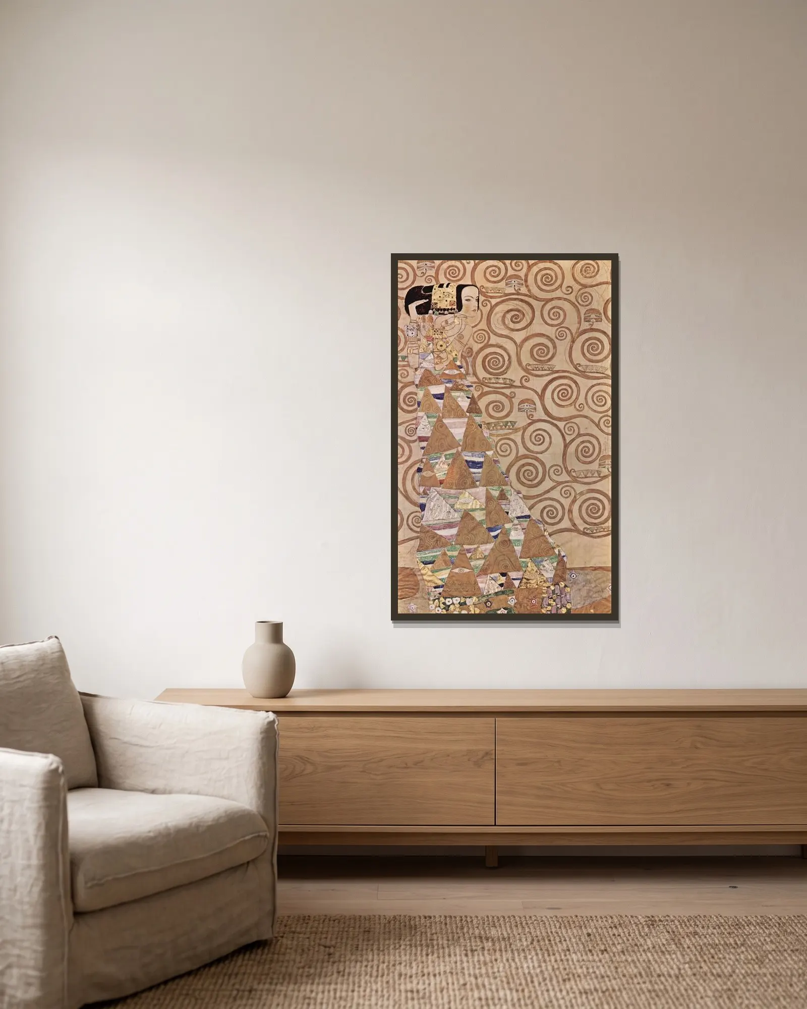 Expectation (from Tree of Life) av Gustav Klimt inramad på en vägg