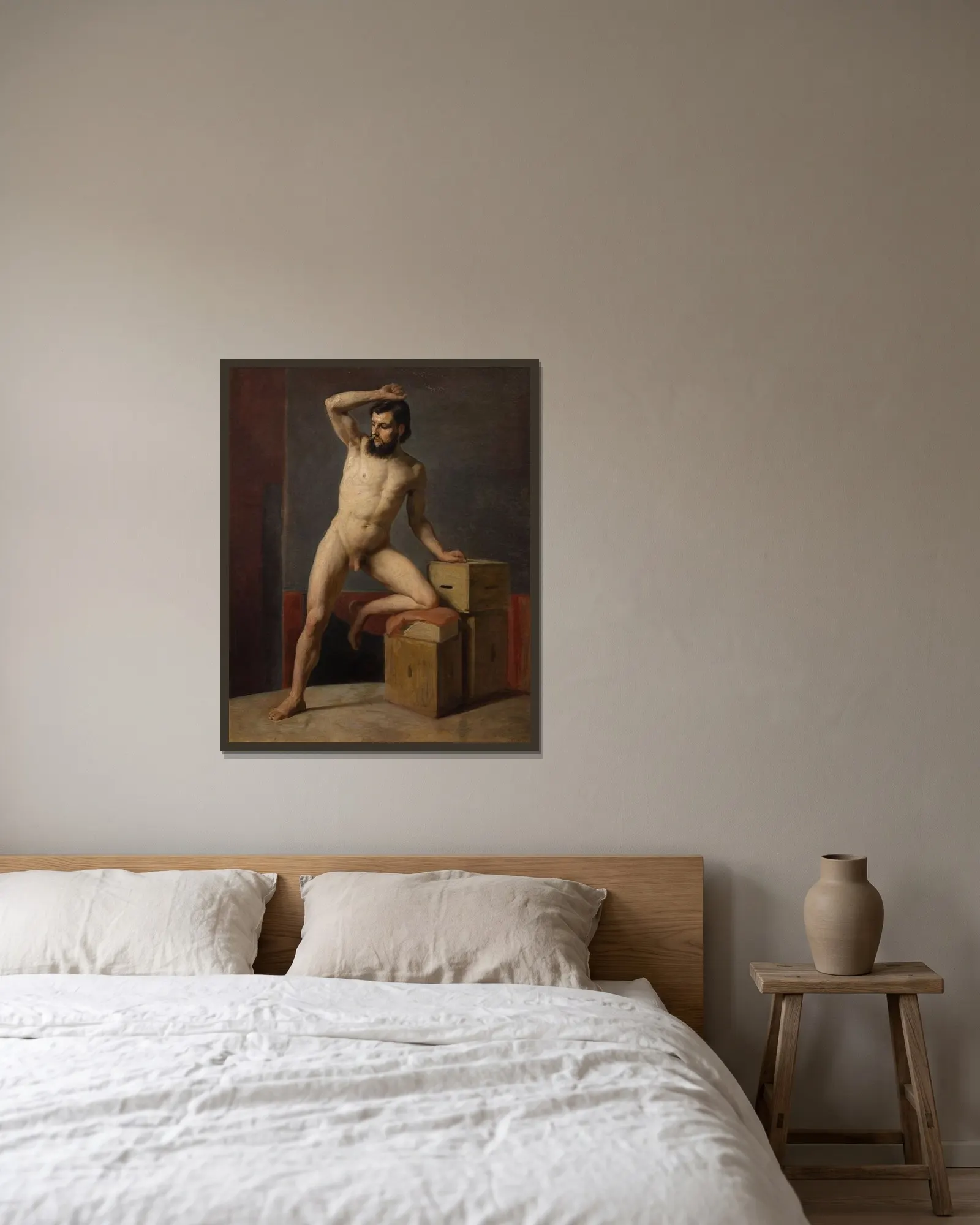 Male act av Gustav Klimt inramad på en vägg