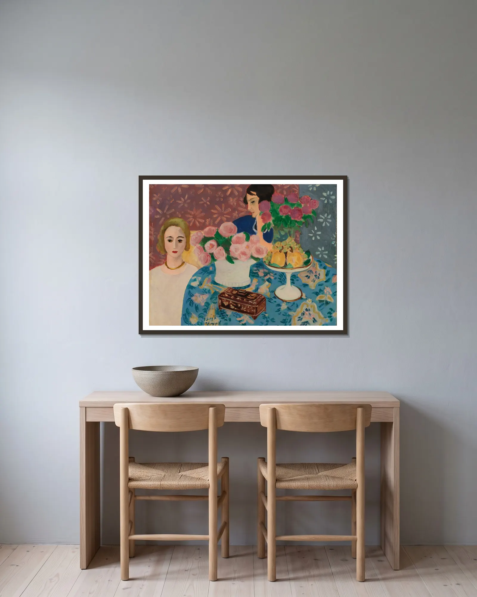 Chinese Casket (Le Coffret chinois) av Henri Matisse inramad på en vägg