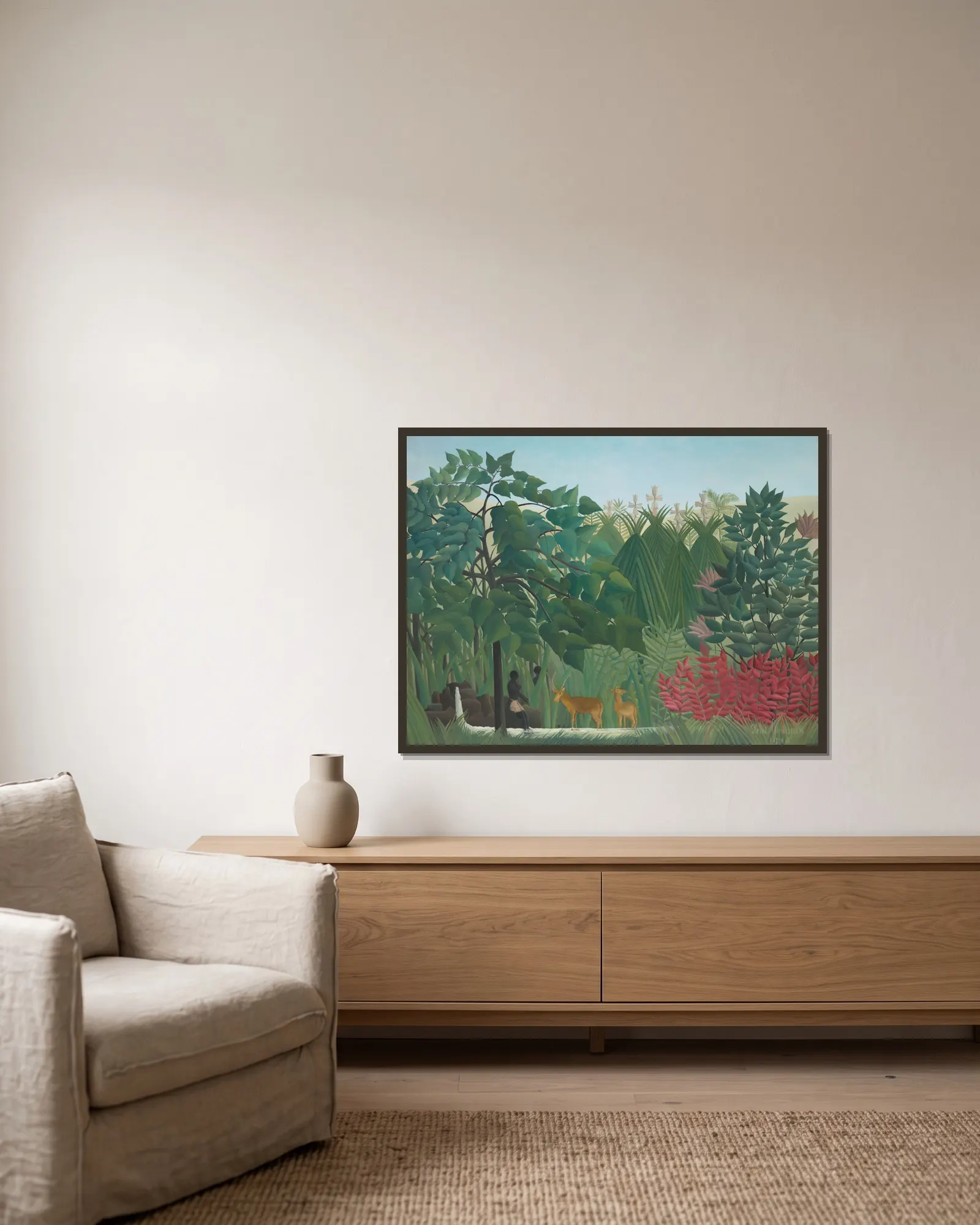 The Waterfall av Henri Rousseau inramad på en vägg