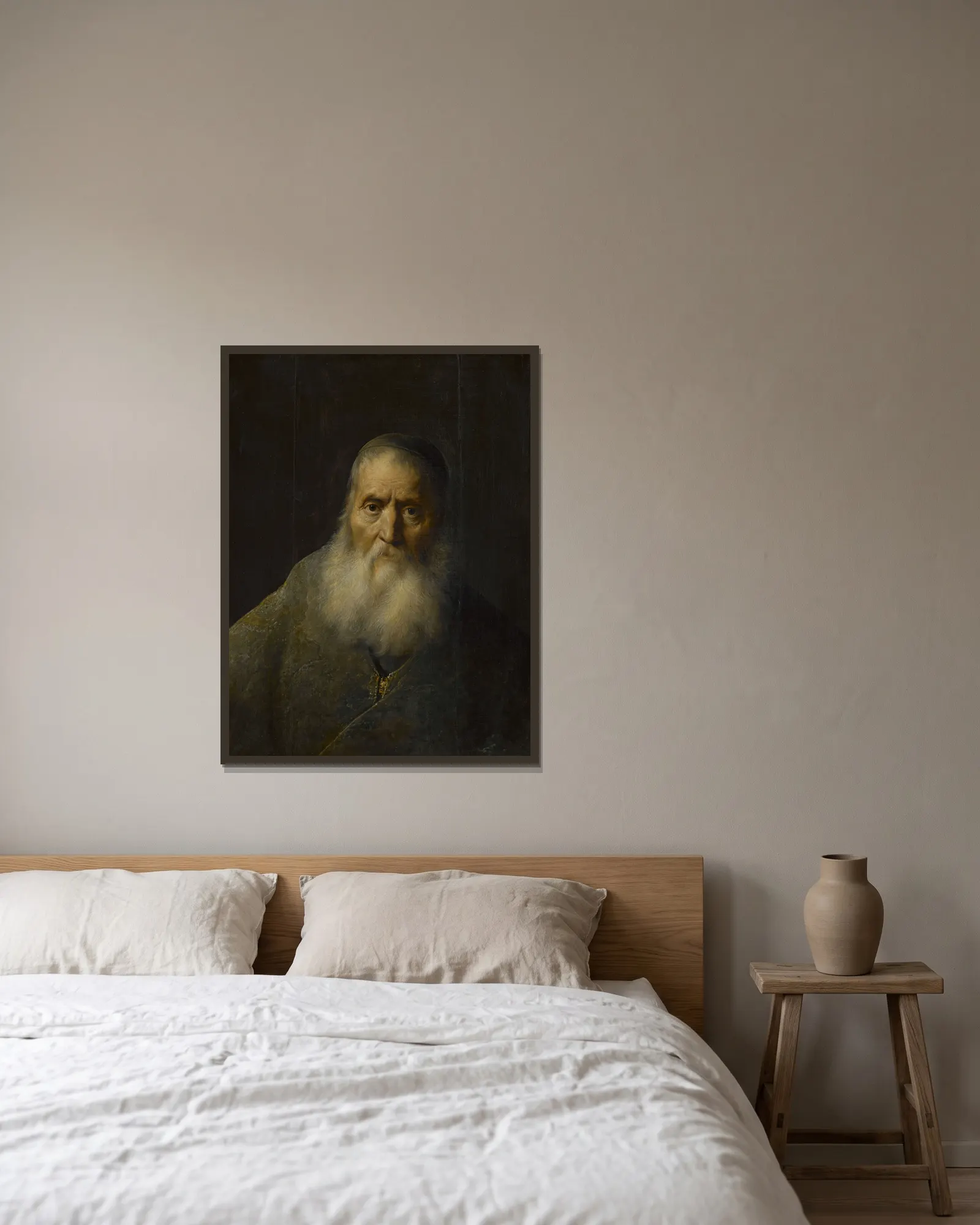 Old man in a skullcap av Jan Lievens inramad på en vägg