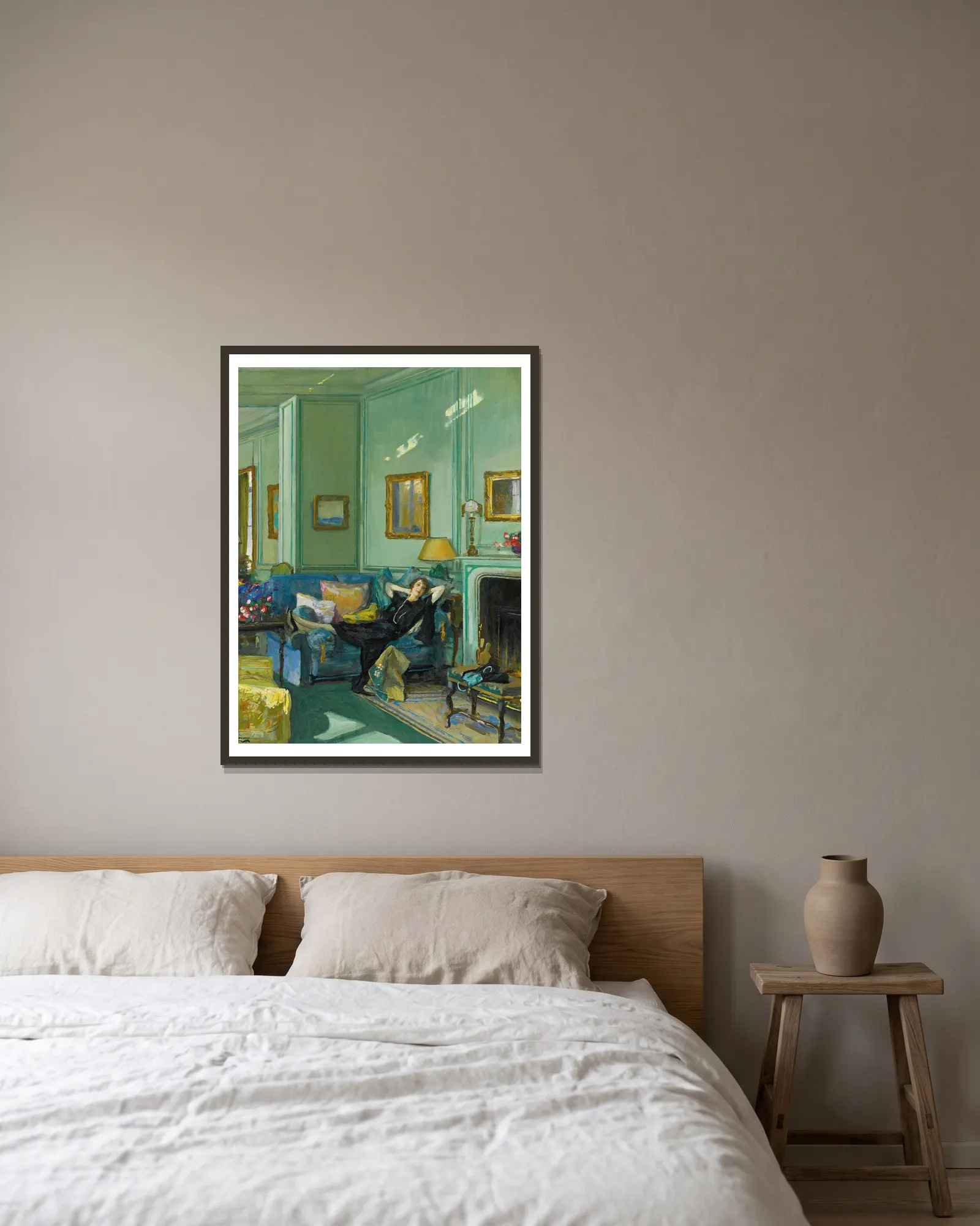 Mrs. Osler av Sir John Lavery inramad på en vägg