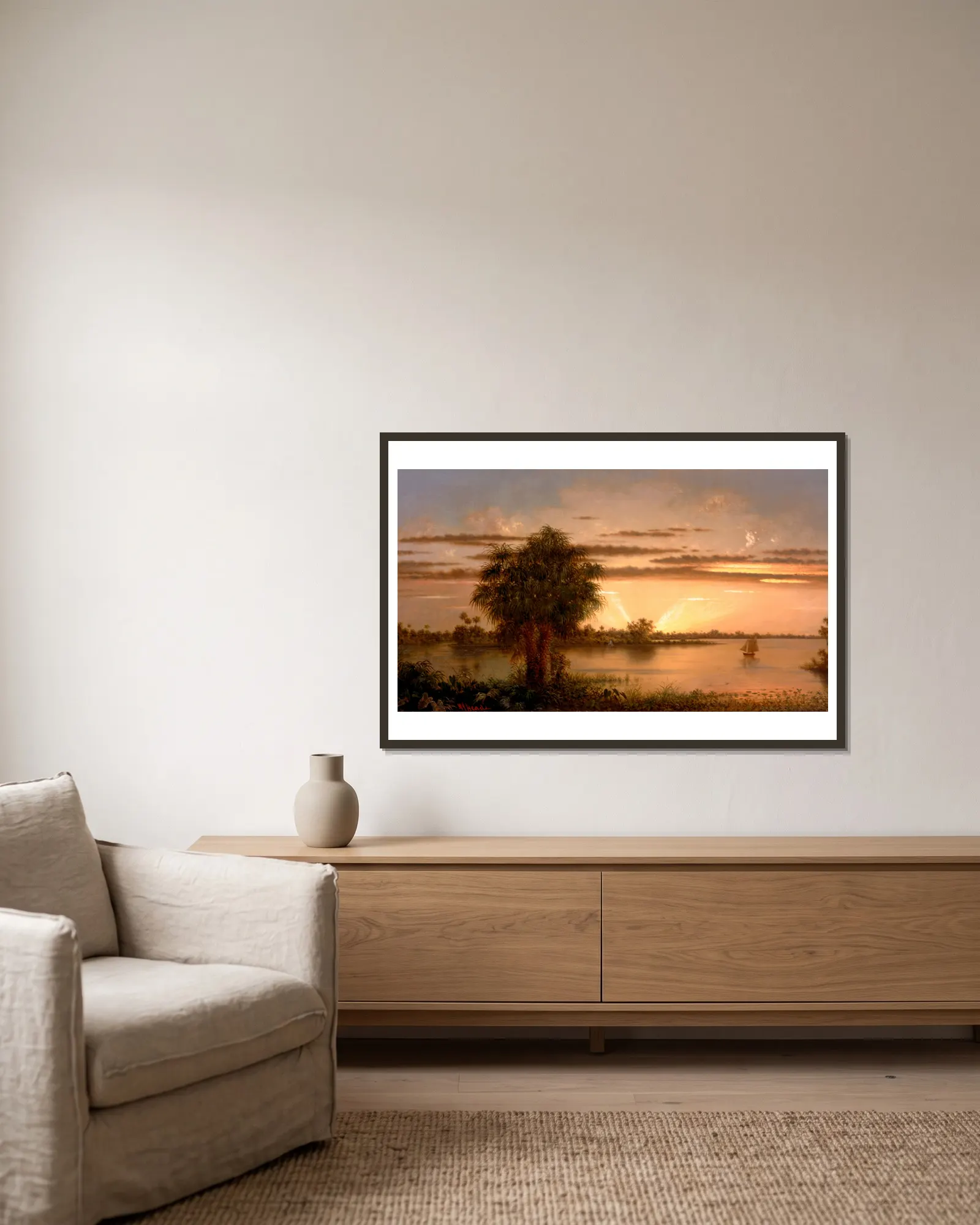 Florida Sunrise av Martin Johnson Heade inramad på en vägg