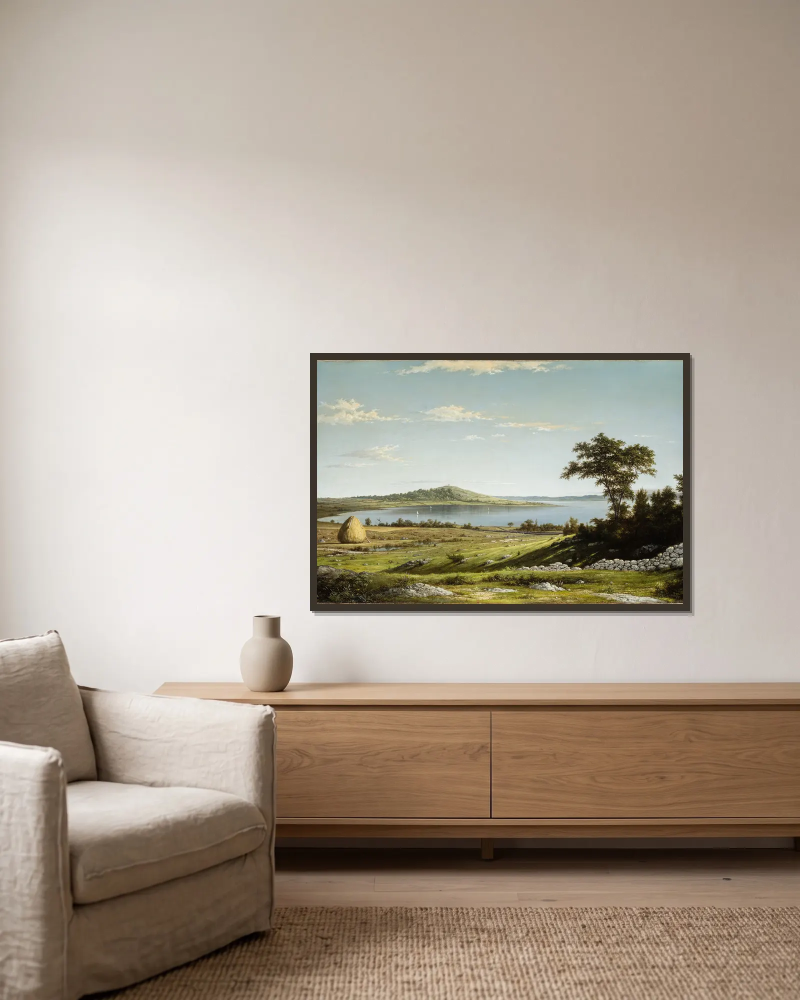 Rhode Island Shore av Martin Johnson Heade inramad på en vägg